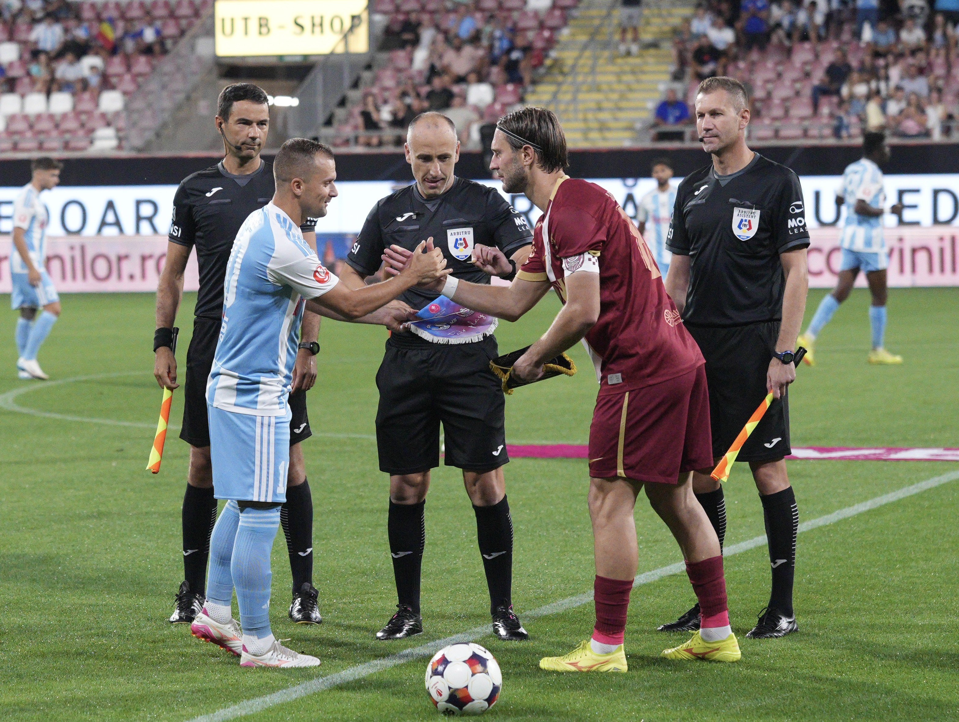Corvinul hunedoara fc cfr 1907 cluj superliga superbet 16082026 4