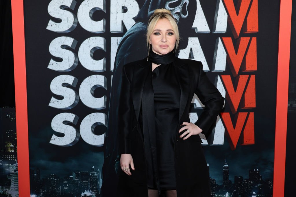 Hayden panettiere 19