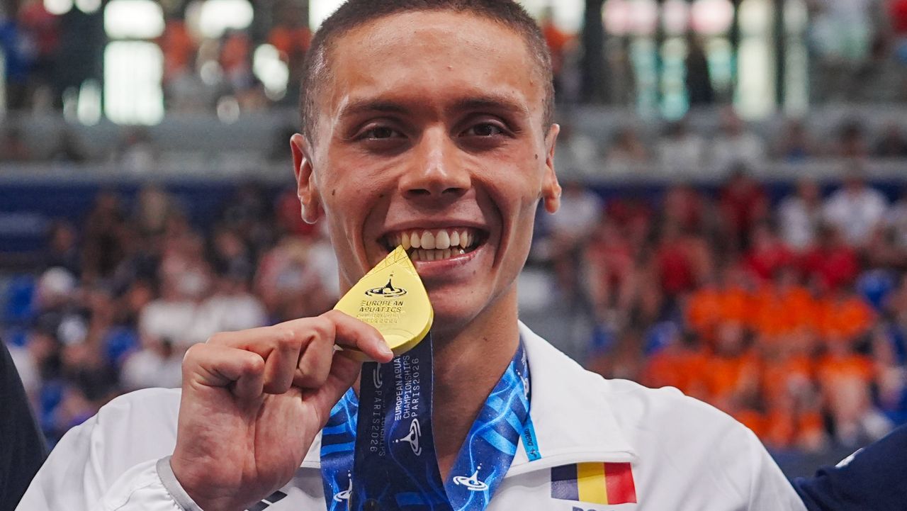 România, în Top 10 european grație medaliilor de aur câștigate de David Popovici