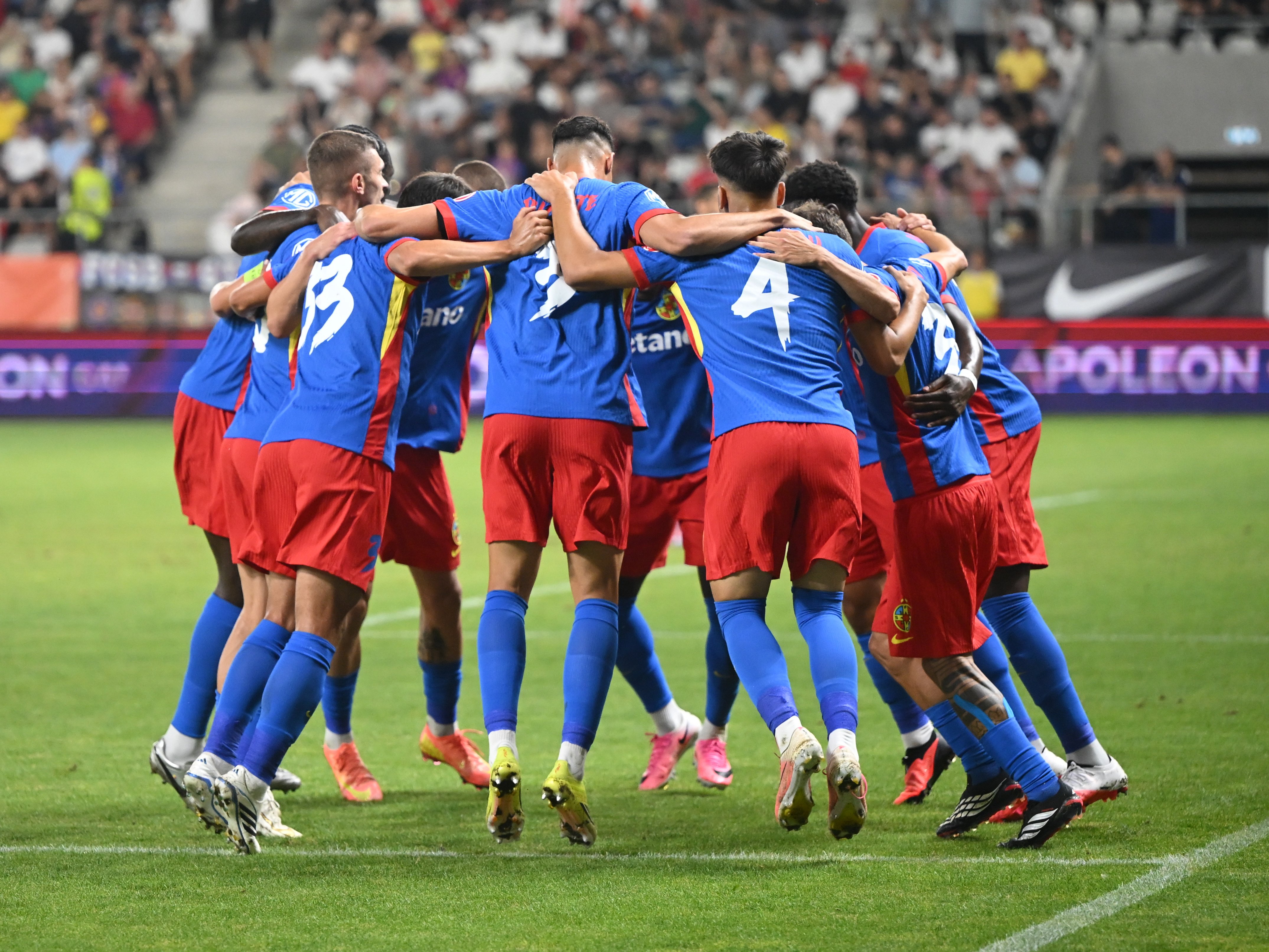 Cum arată Superliga după cinci etape: FCSB e lider!