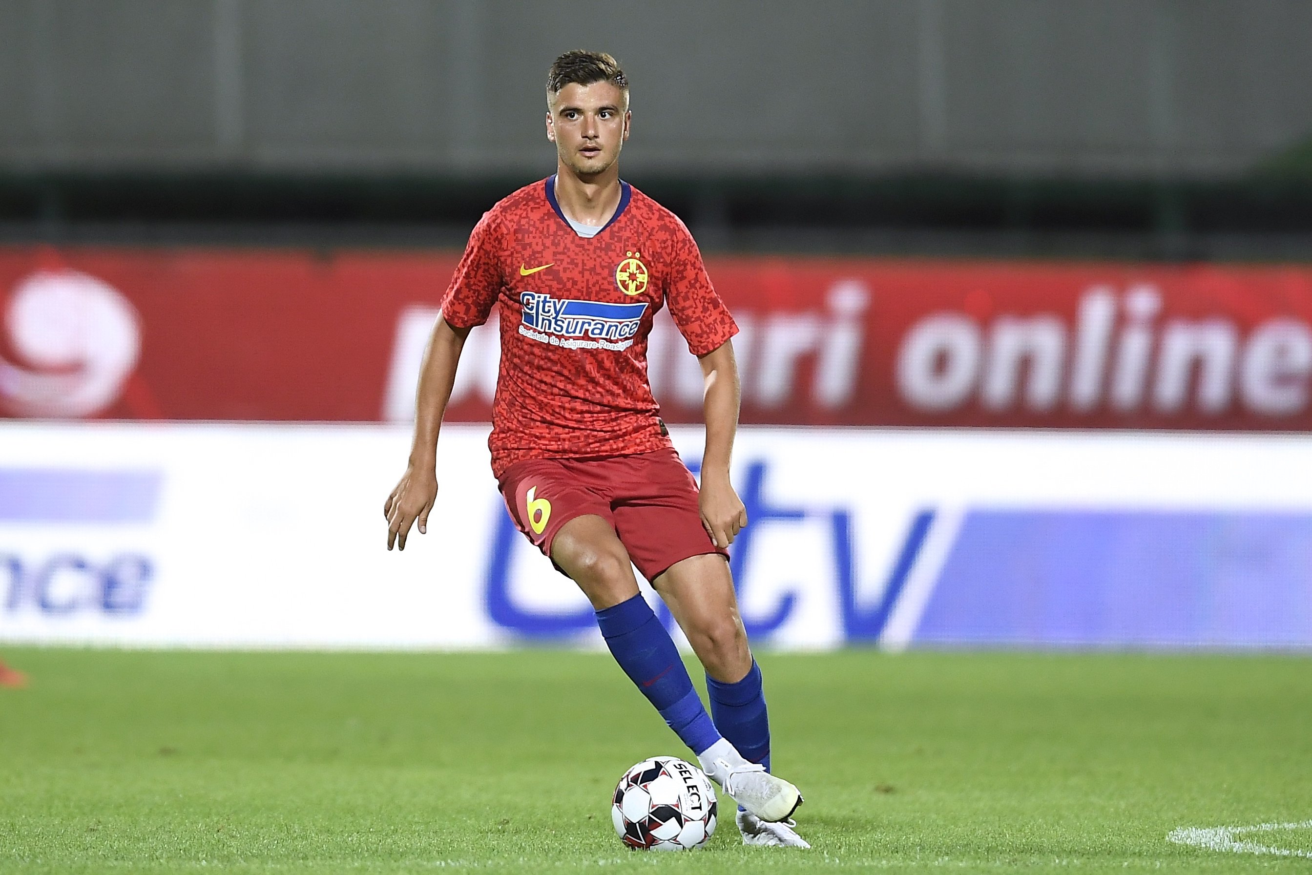 Surpriză de proporții! Cu cine a semnat azi Dragoș Nedelcu, dublul campion al României pentru care FCSB plătea peste două milioane de euro