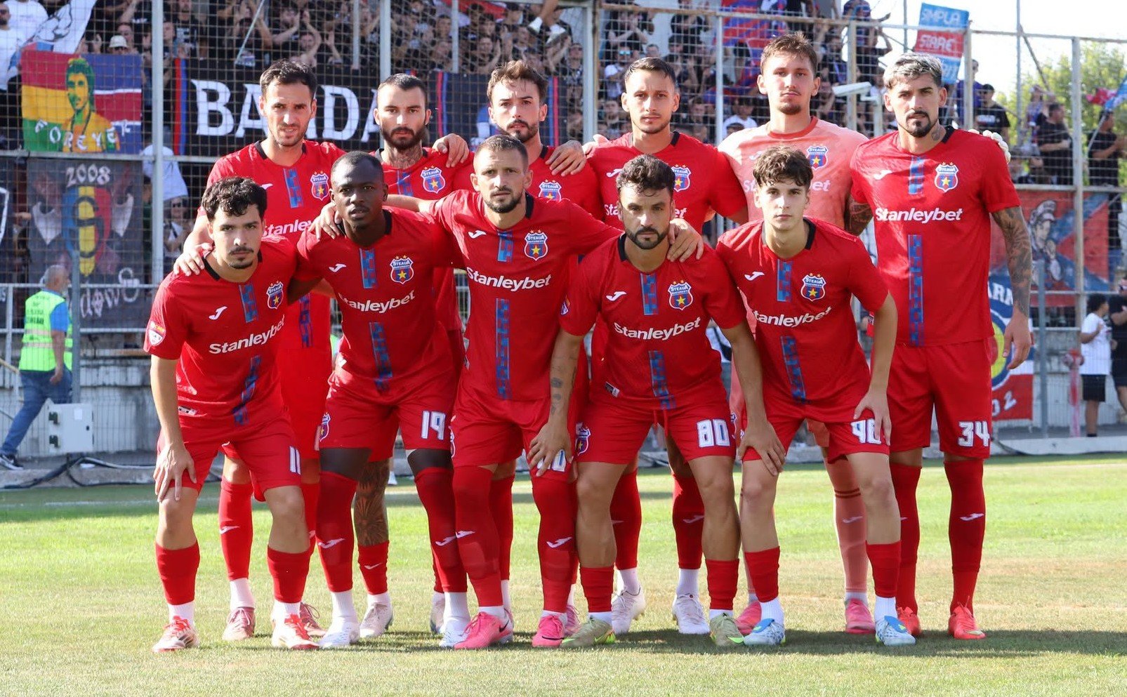 Cât costă un bilet la lojă la Steaua, penultima în Liga 2
