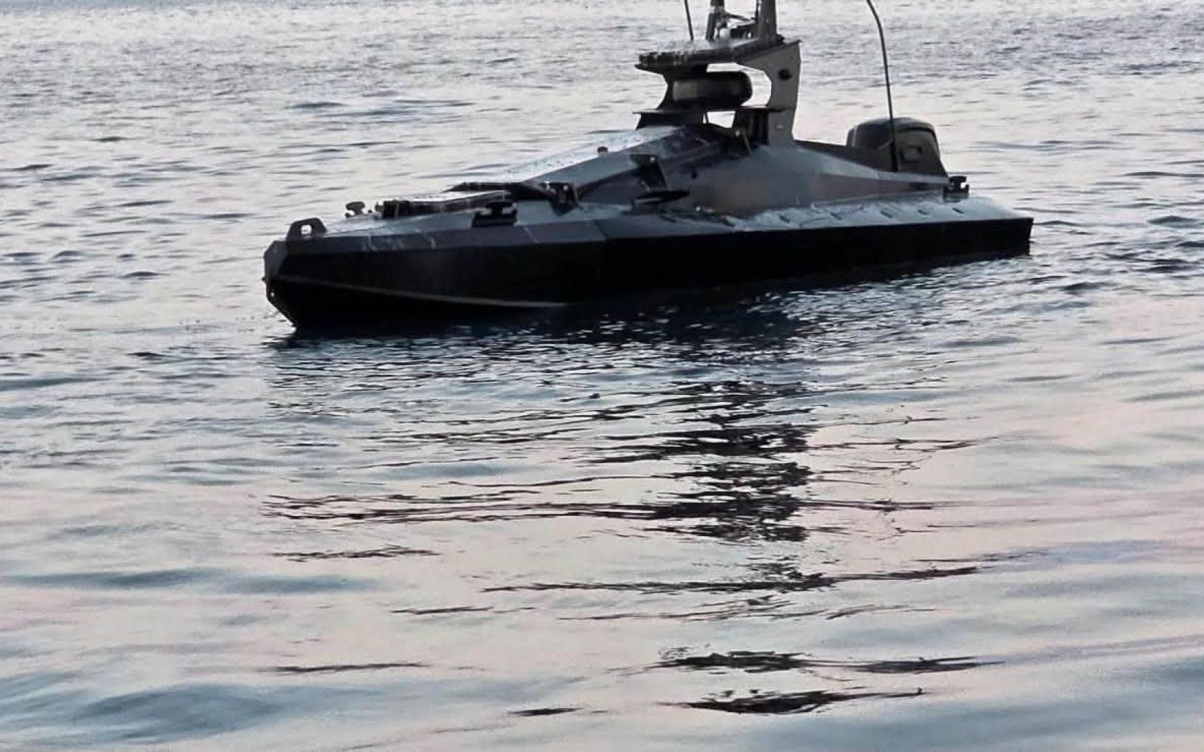 Dronă marină încărcată cu explozibil, distrusă de un F-16 românesc în apropierea Neptun Deep. Nu ar fi ucraineană