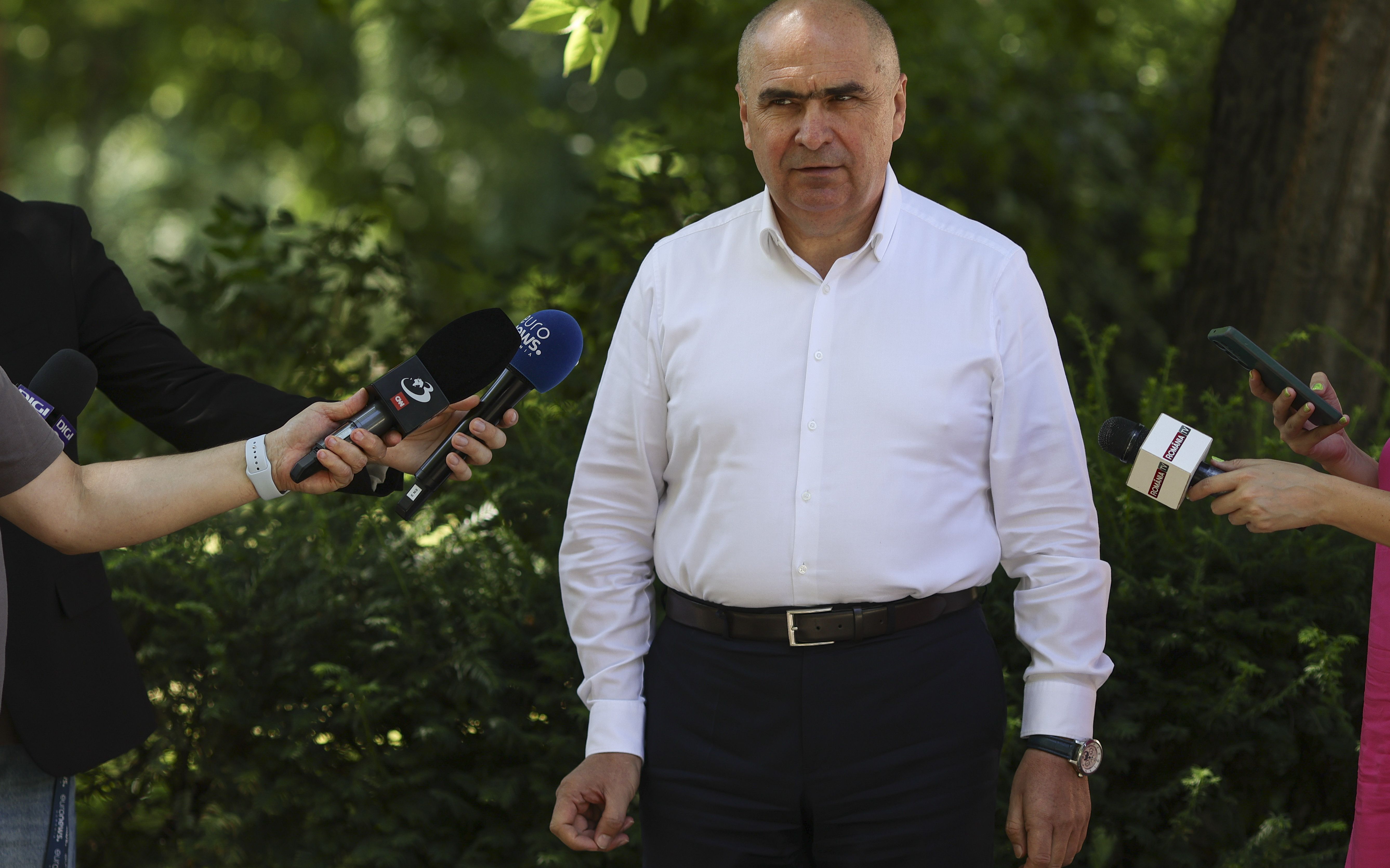 Ilie Bolojan: Dacă nu se adoptă noua lege a salarizării, „cei care au astăzi salarii foarte mari vor avea și mai mari”