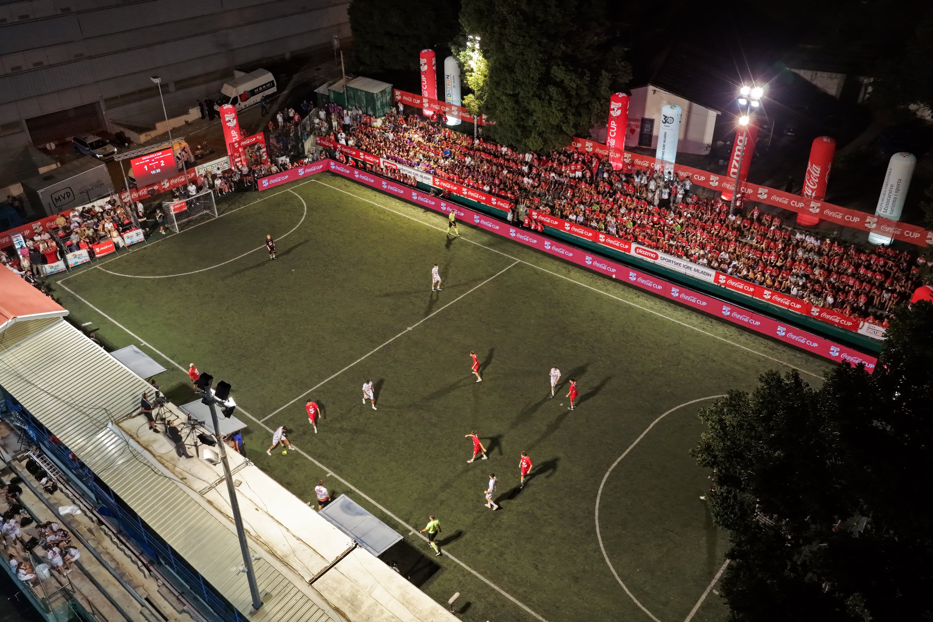Ibrahimovic, Makelele, Desailly și Vidic intră în teren! Plazma Youth Sports Games All-Star, LIVE de la 22:00 pe VOYO