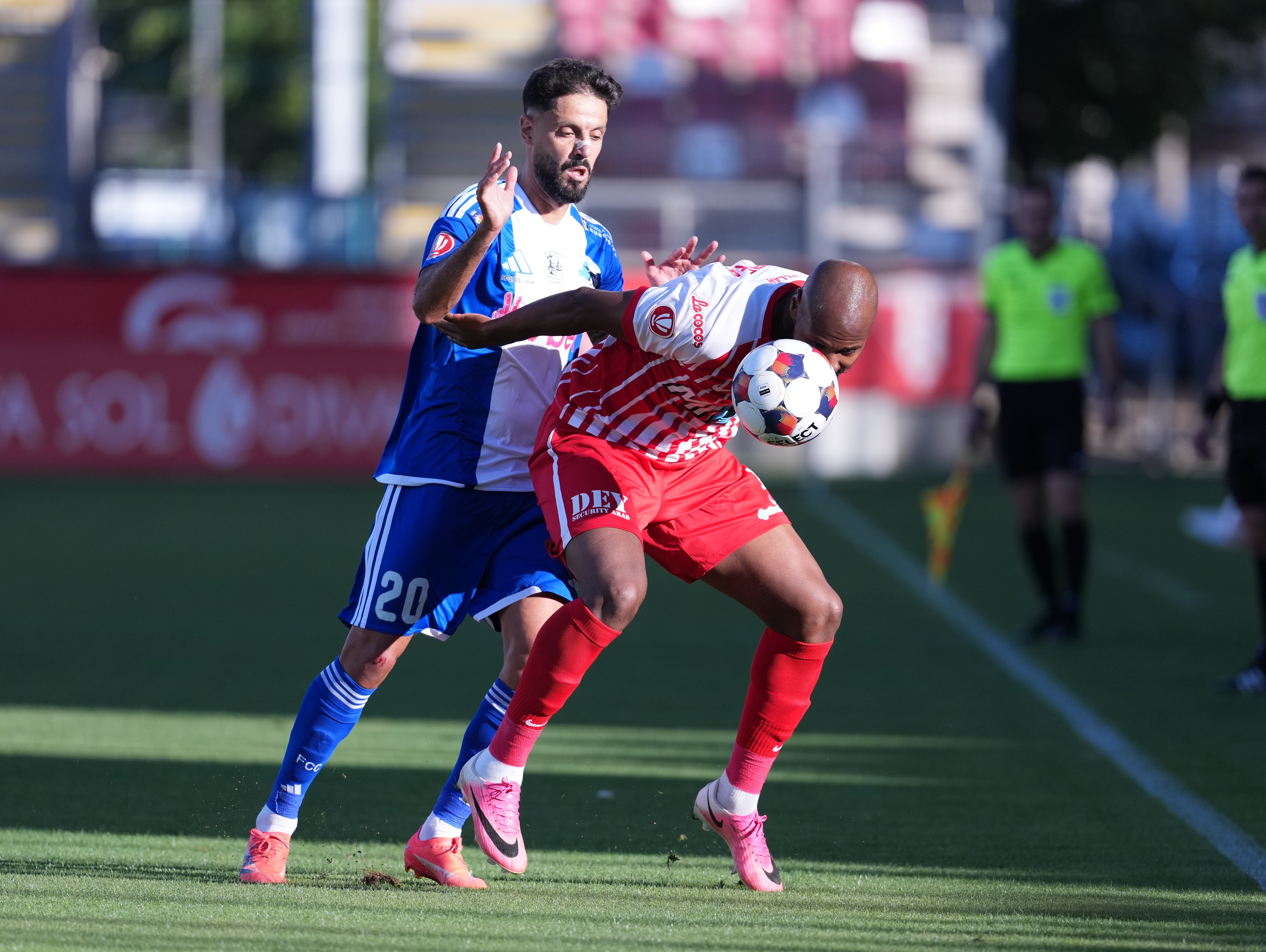 UTA - Corvinul 0-0, pe Sport.ro. Fabry ratează uluitor