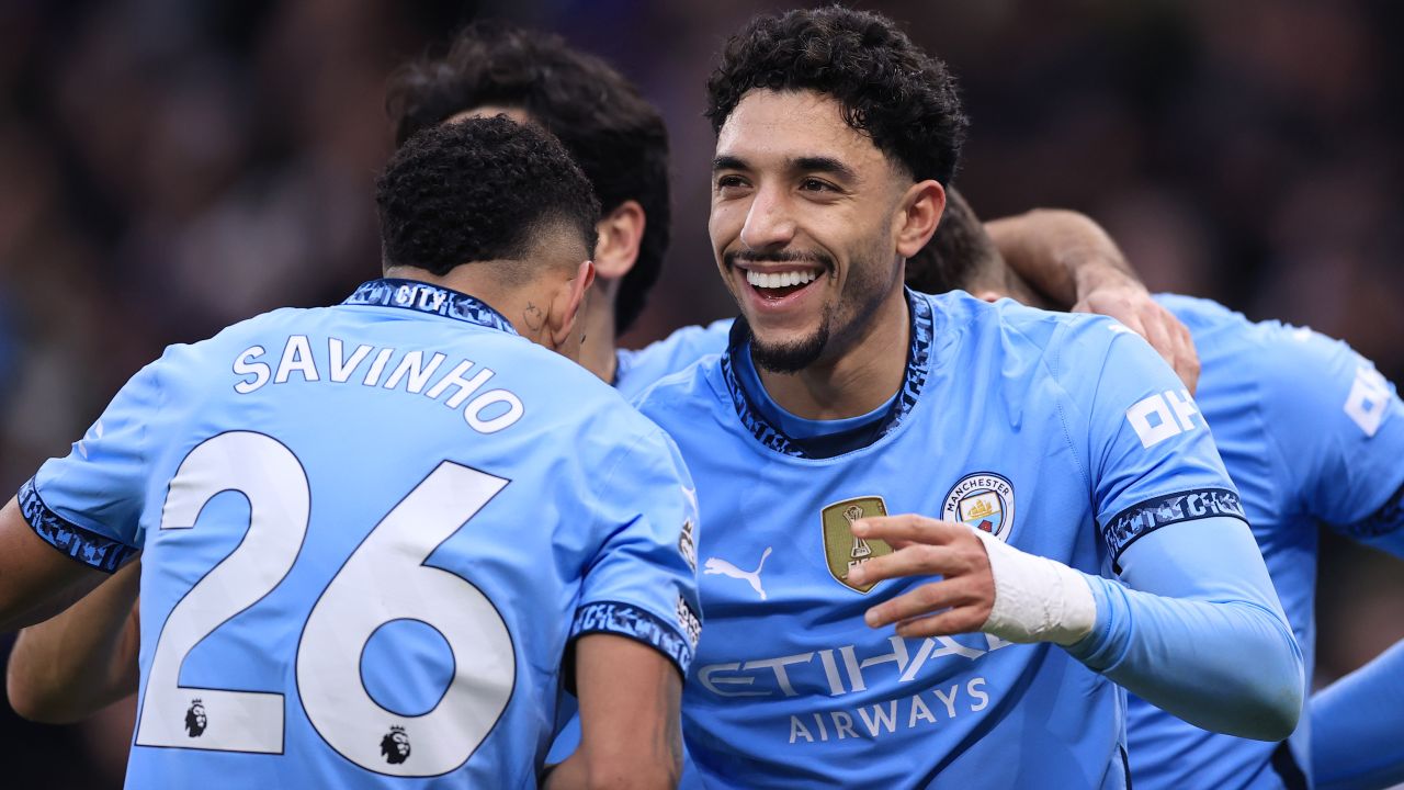 "Se face o românească! / Incredibil!" Manchester City, acuzată că vrea să o fenteze pe Frankfurt în cazul Marmoush