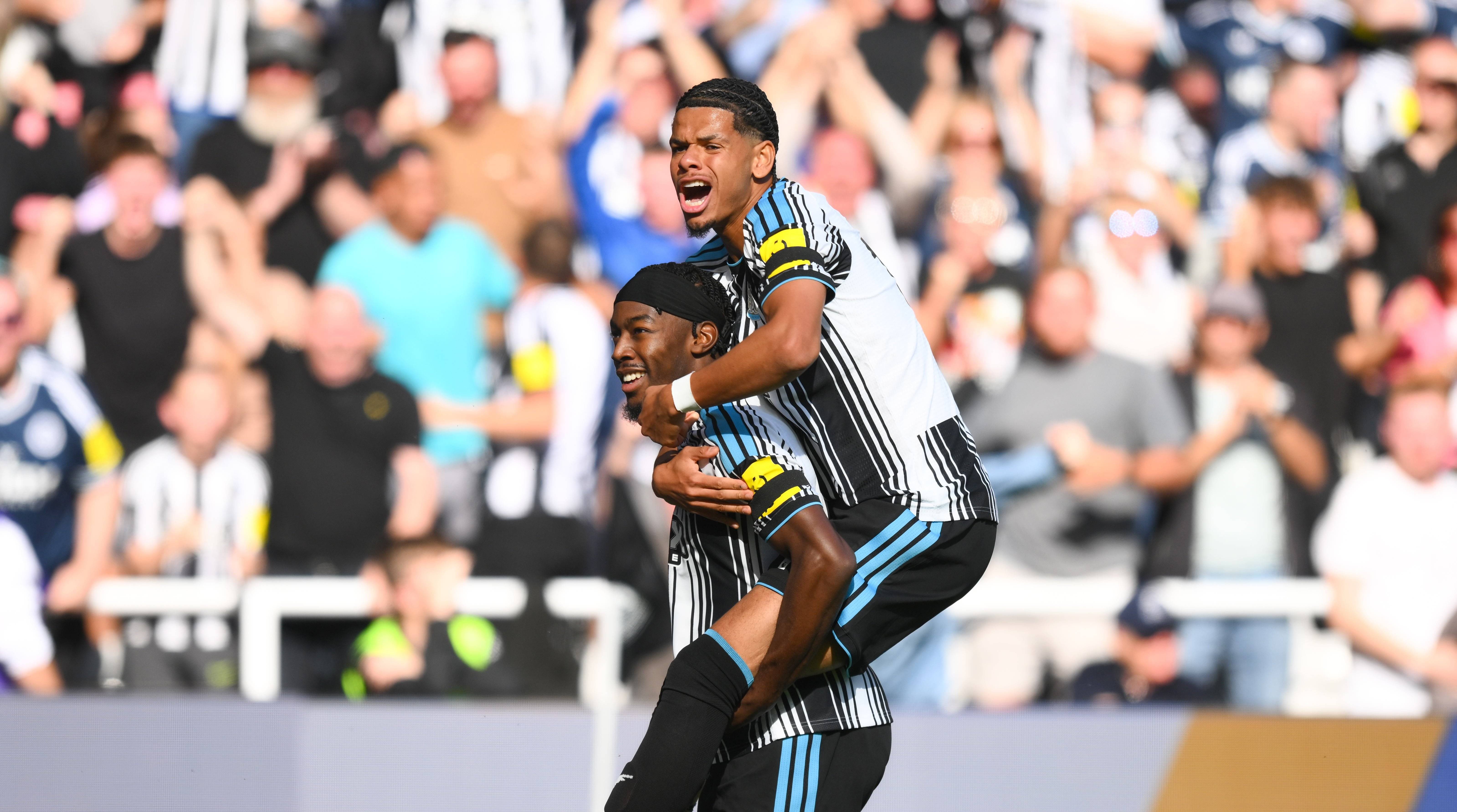 Newcastle - Liverpool 1-0, ACUM, pe VOYO SPORT 1: „coțofenele” deschid scorul