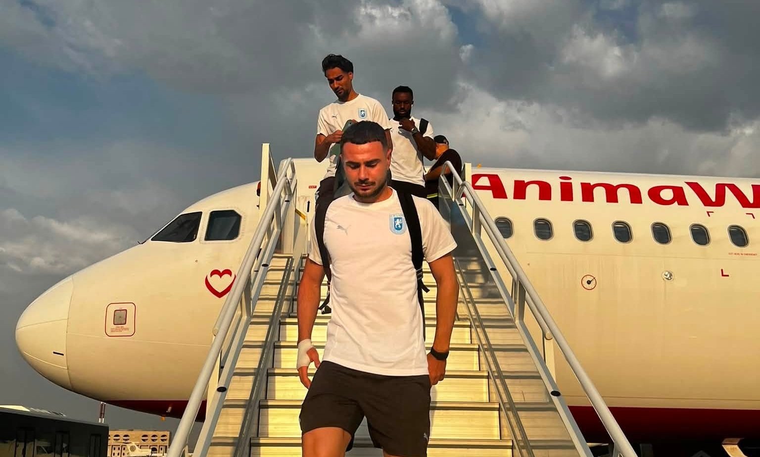 Oltenii au aterizat la Erevan! Ararat-Armenia - Universitatea Craiova este în direct pe VOYO SPORT 1 joi, de la 19:00