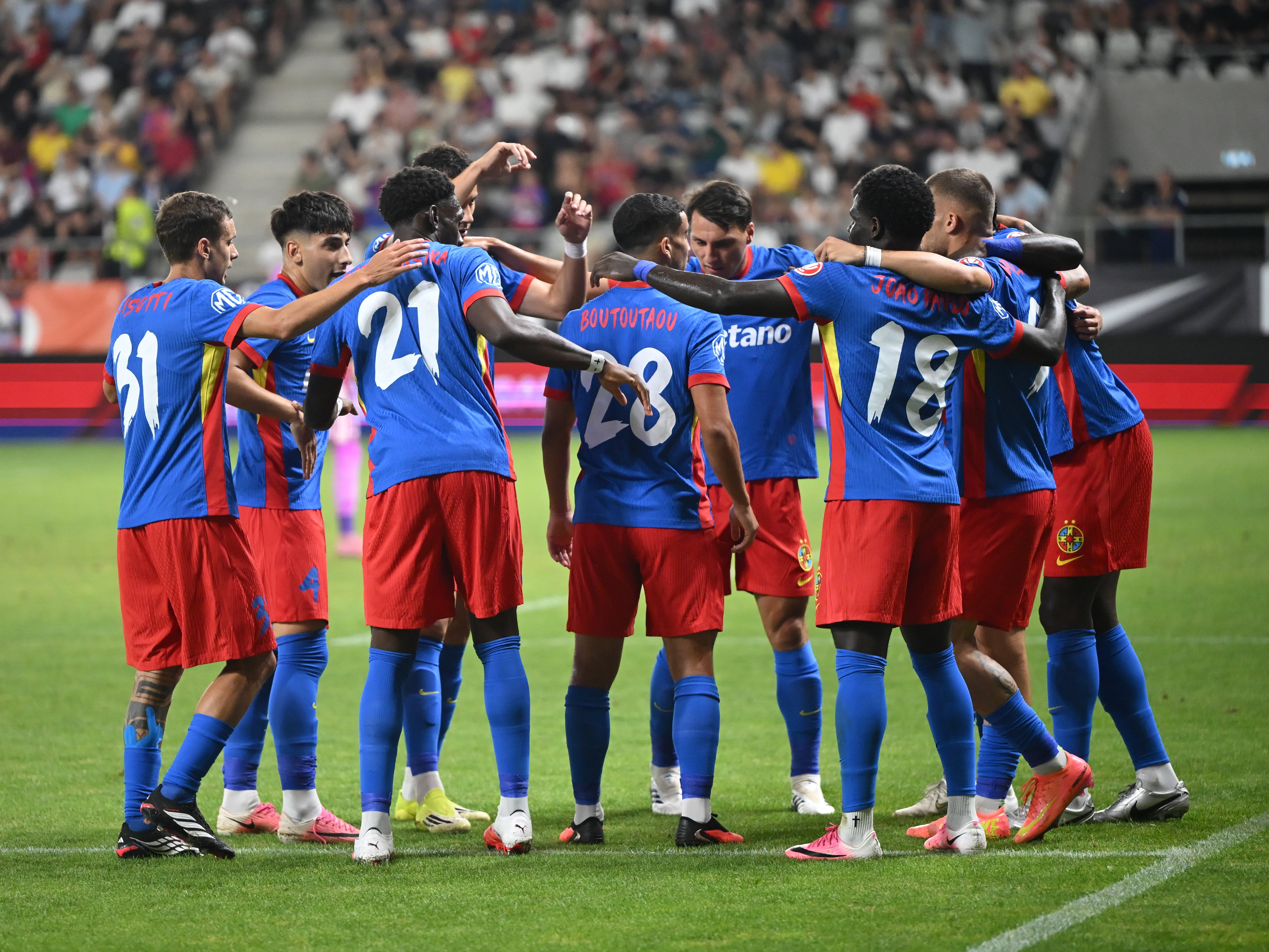 Un jucător de la FCSB ar fi enervat staff-ul tehnic! Care este motivul