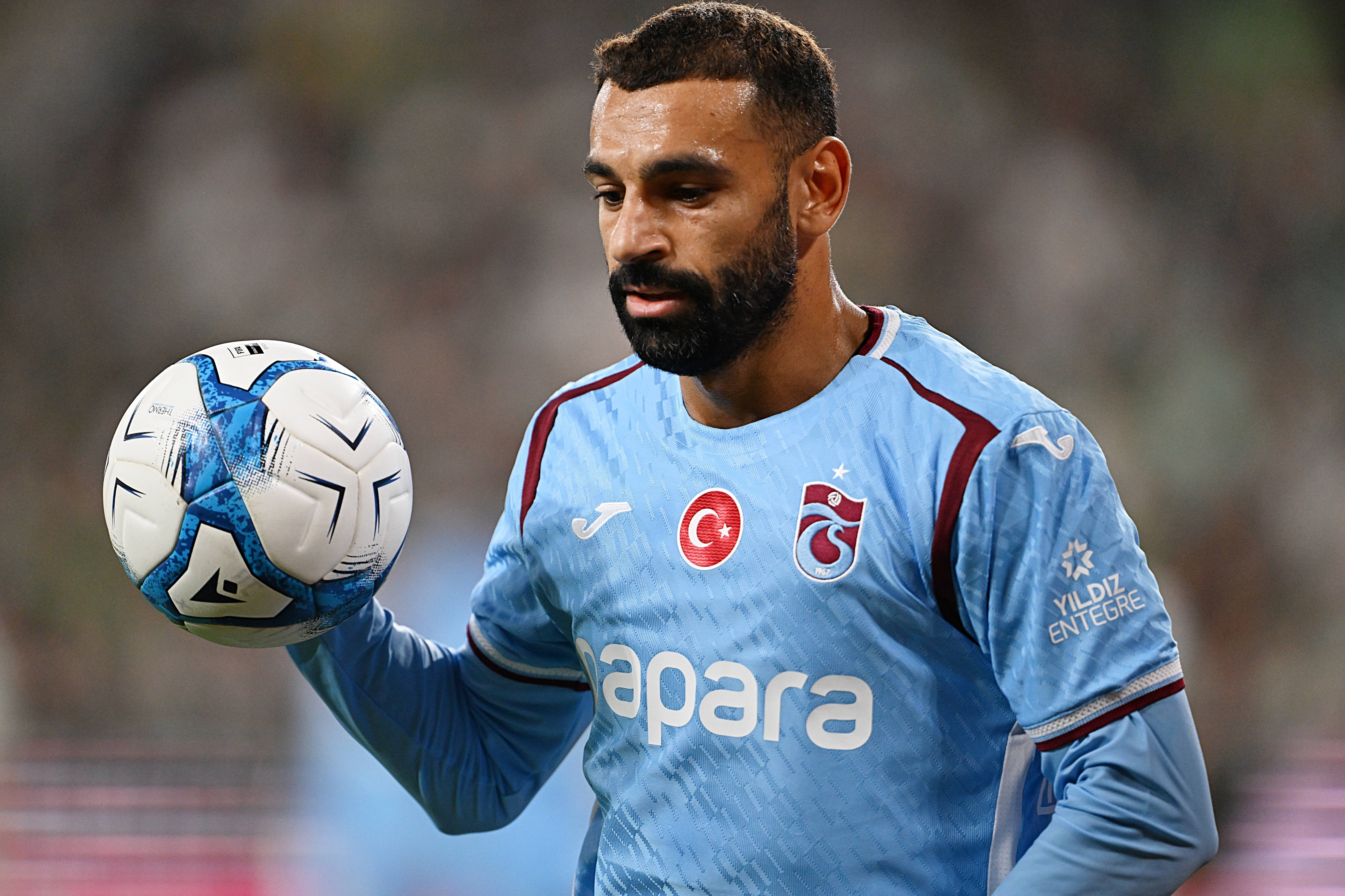 Ungurii au zdrobit echipa lui Salah și Denis Drăguș cu 4-0 în play-off-ul Europa League! Un român a marcat și a fost omul meciului