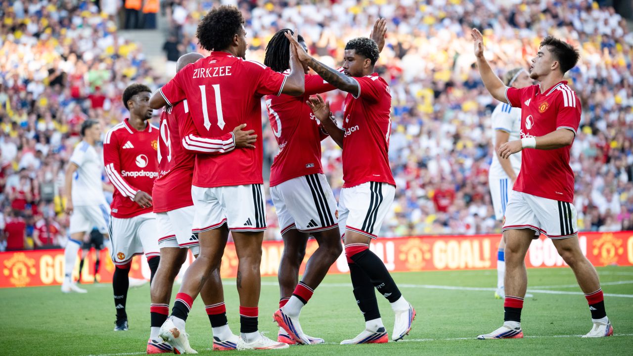 Încă un coleg celebru pentru Drăgușin! Au început negocierile cu Manchester United
