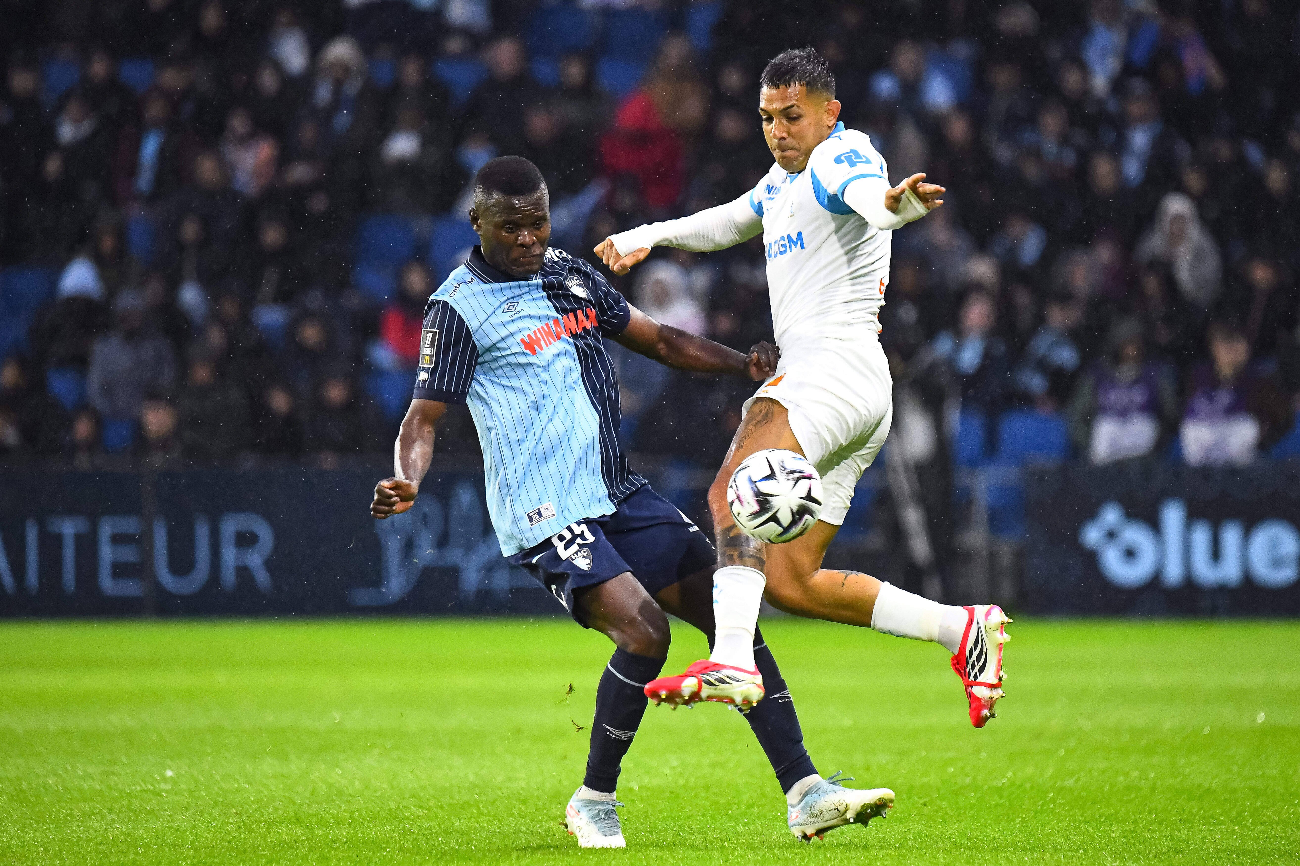 Maraton Ligue 1 ACUM, cu Lens și Olympique Lyon pe VOYO! Rezultat ȘOC la Lyon
