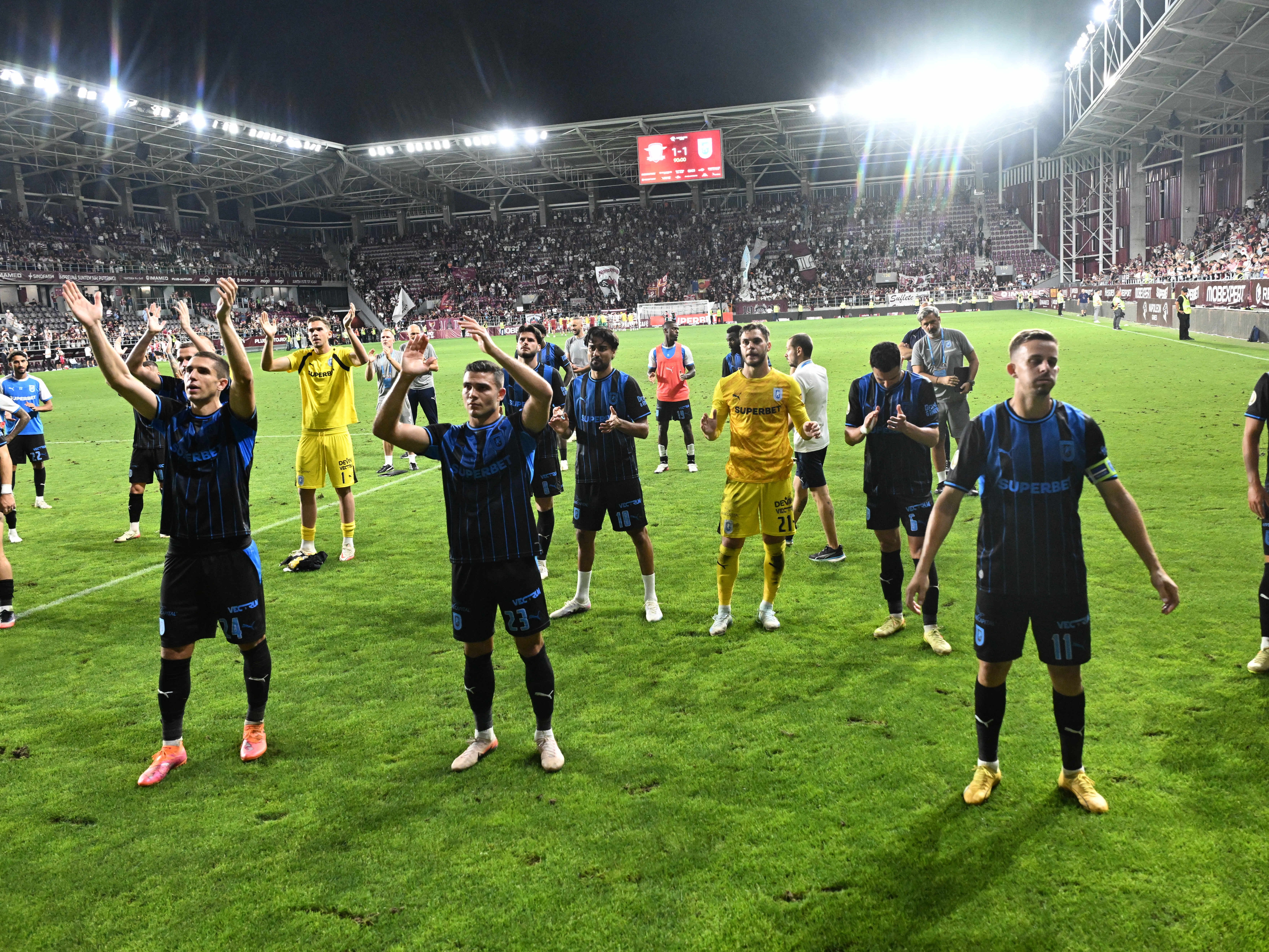A venit nota de plată! Sancțiunile aplicate de Jandarmeria Română după Rapid - Universitatea Craiova 1-1