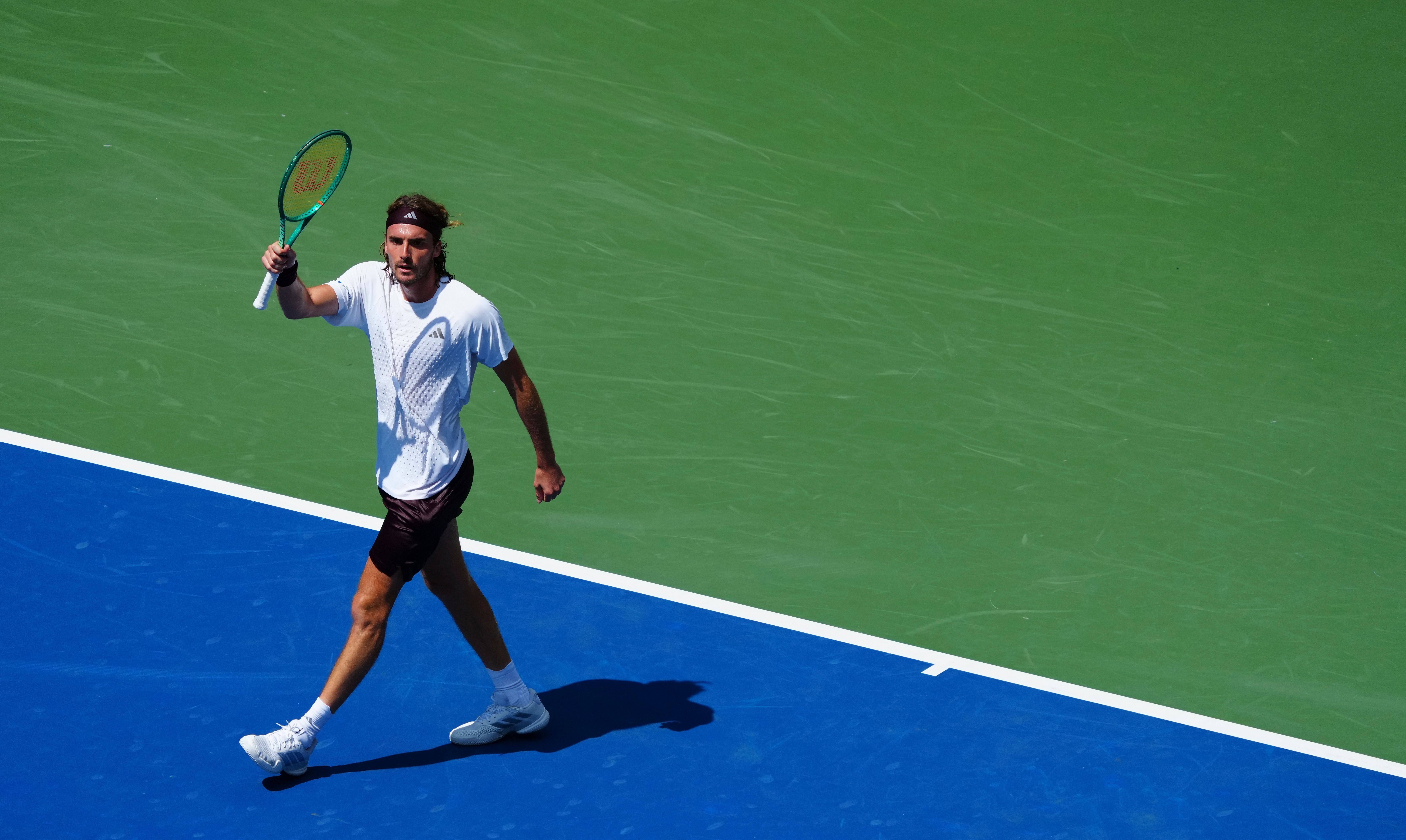 Victorie uriașă pentru Tsitsipas, la primul meci cu Mouratoglou revenit ca antrenor. Ce a făcut Wawrinka, în ultimul meci la US Open