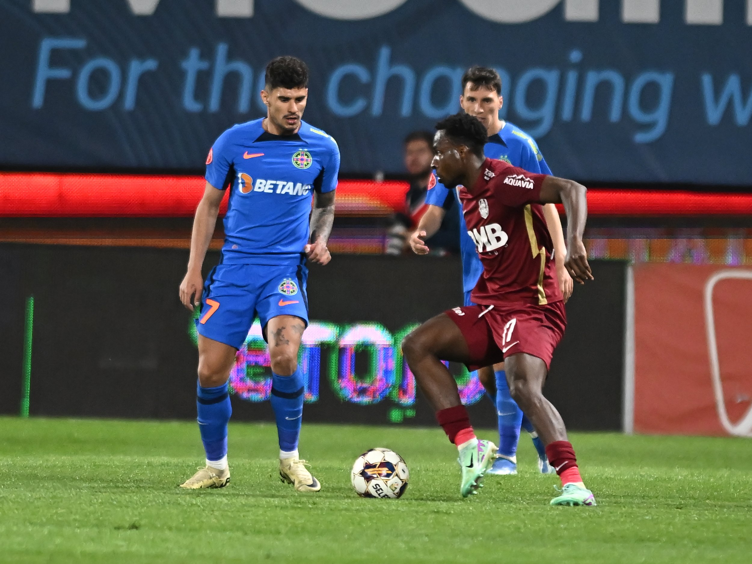 Nebunie în ultima zi de mercato: fostul golgheter din Superliga, aproape de transferul la Lazio!