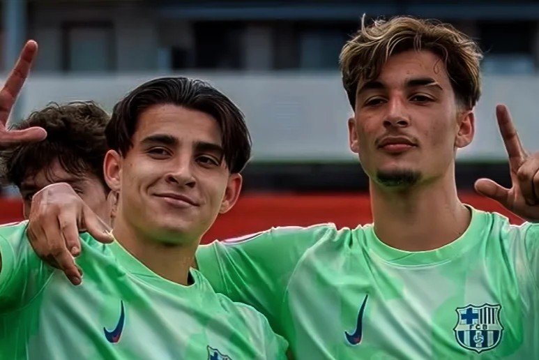 Barcelona i-a cedat în aceeași zi pe verii Fernandez. Unul rămâne în Spania, altul merge în Serie A