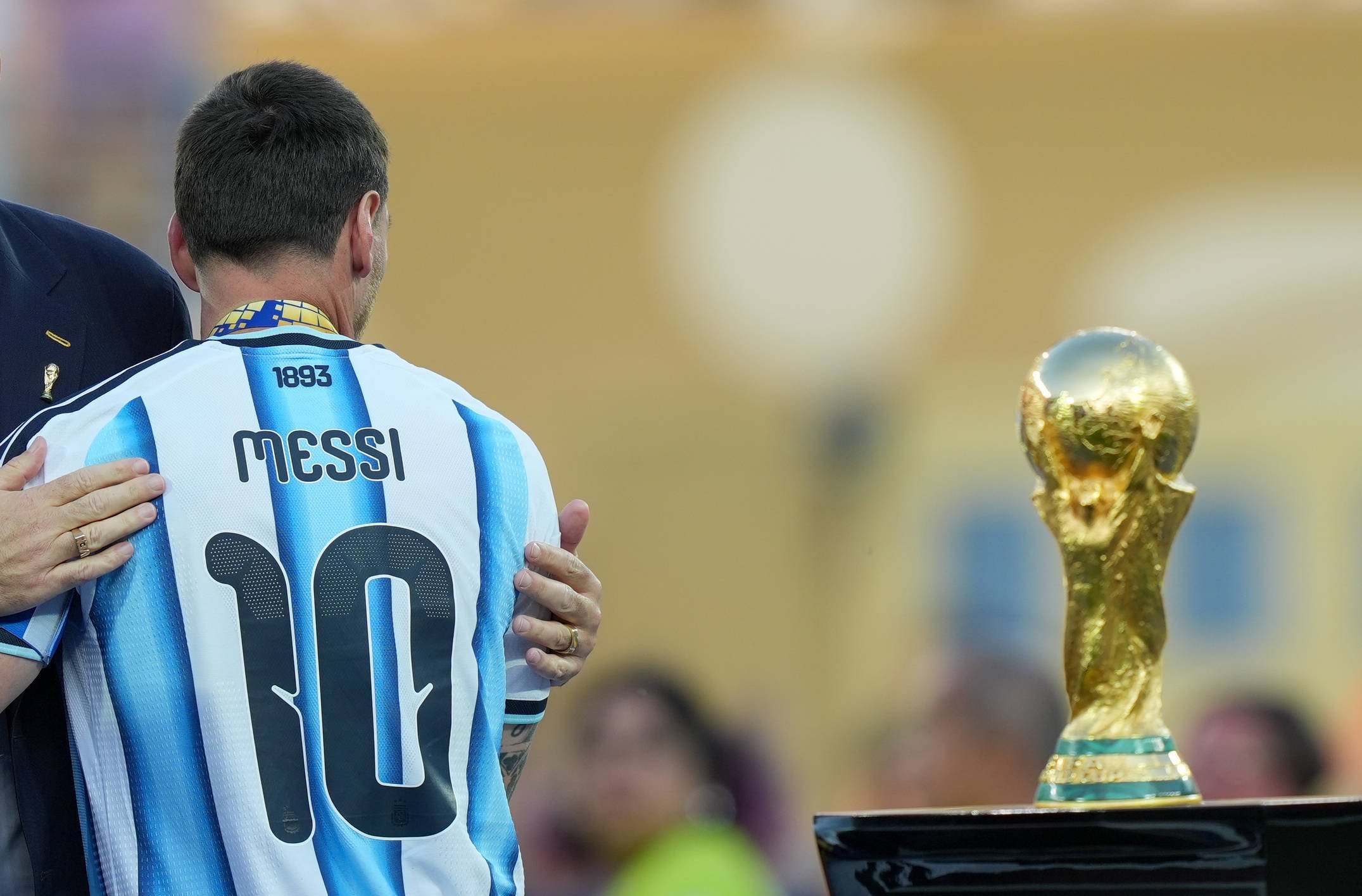 Messi 8
