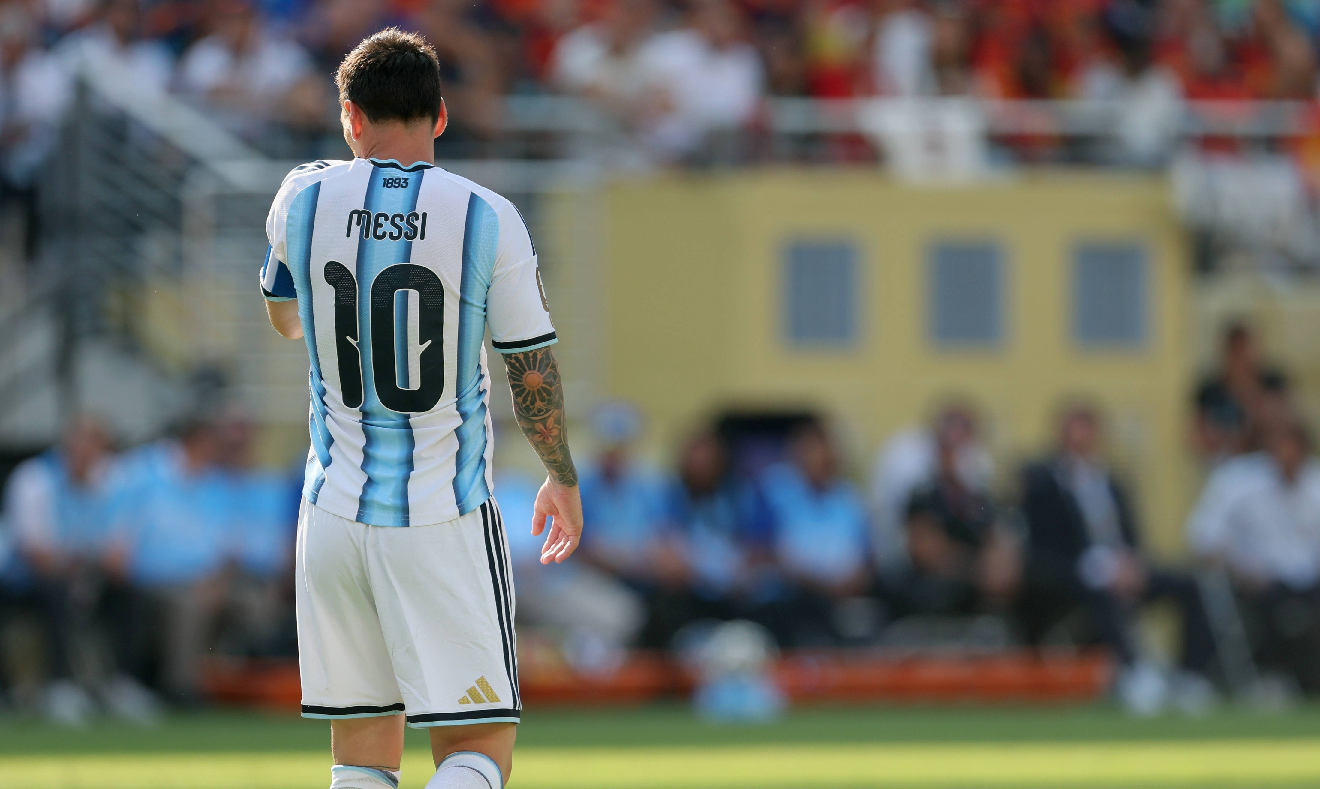 S-a aflat! Ce se întâmplă cu tricoul cu numărul ”10” după retragerea lui Lionel Messi de la naționala Argentinei