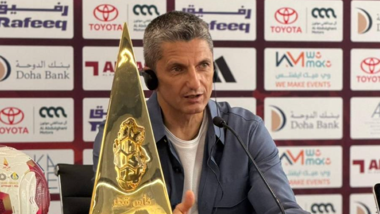 VIDEO Răzvan Lucescu, fotbal de Play-Station! Comentatorul arab, în delir: „Allah, Allah, Allah!“