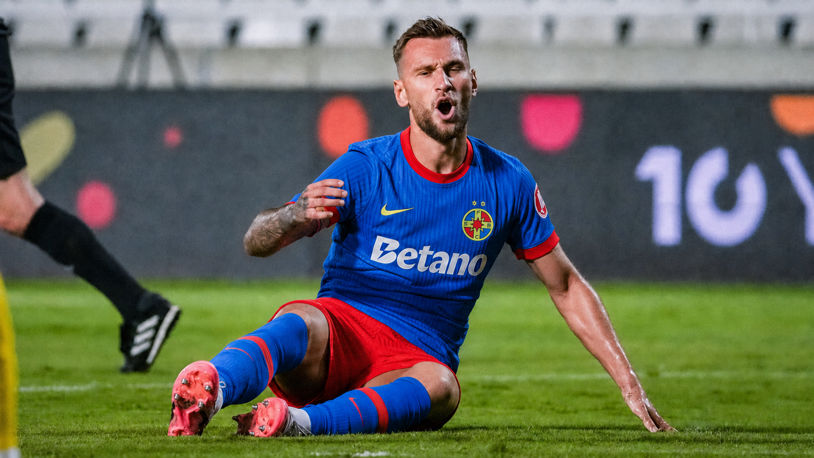 Denis Drăguș, prima reacție după ce a bătut palma cu FCSB: "Așa mi-a zis!"