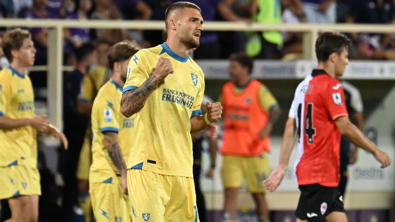 Italienii au făcut anunțul în cazul lui Bîrligea, după ce l-au văzut titular în premieră la Frosinone