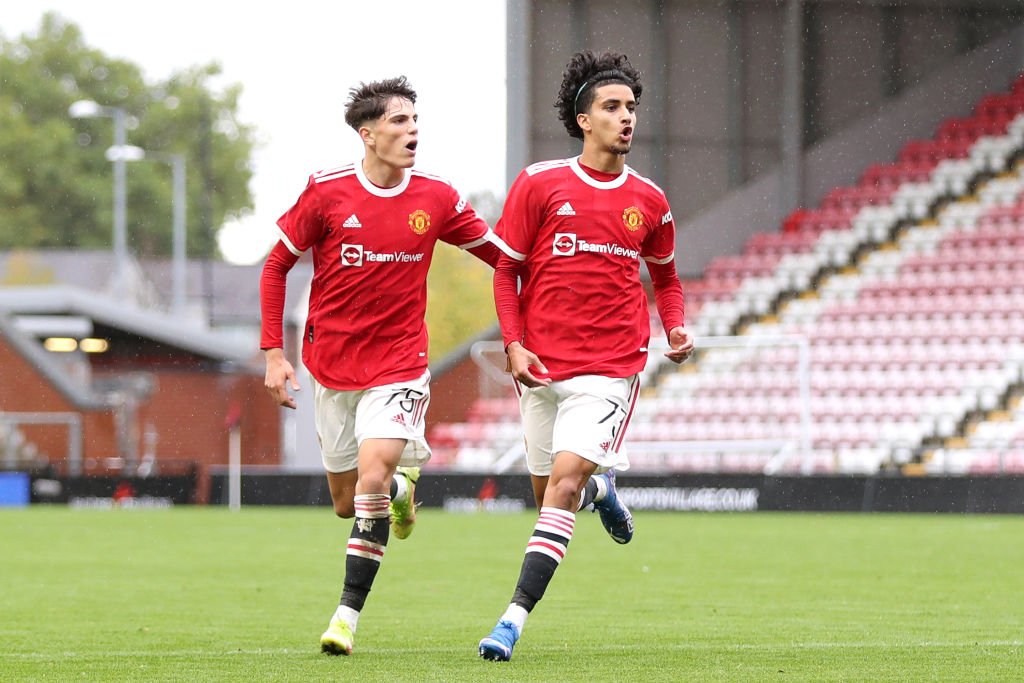 Destinație surprinzătoare pentru fostul talent al lui Manchester United. Va fi coleg cu doi jucători cu pașaport românesc
