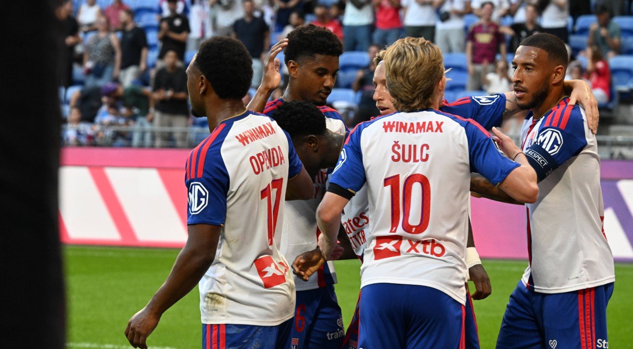 Lyon - Auxerre 2-1, ACUM, pe VOYO SPORT 1! Spectacol în Ligue 1
