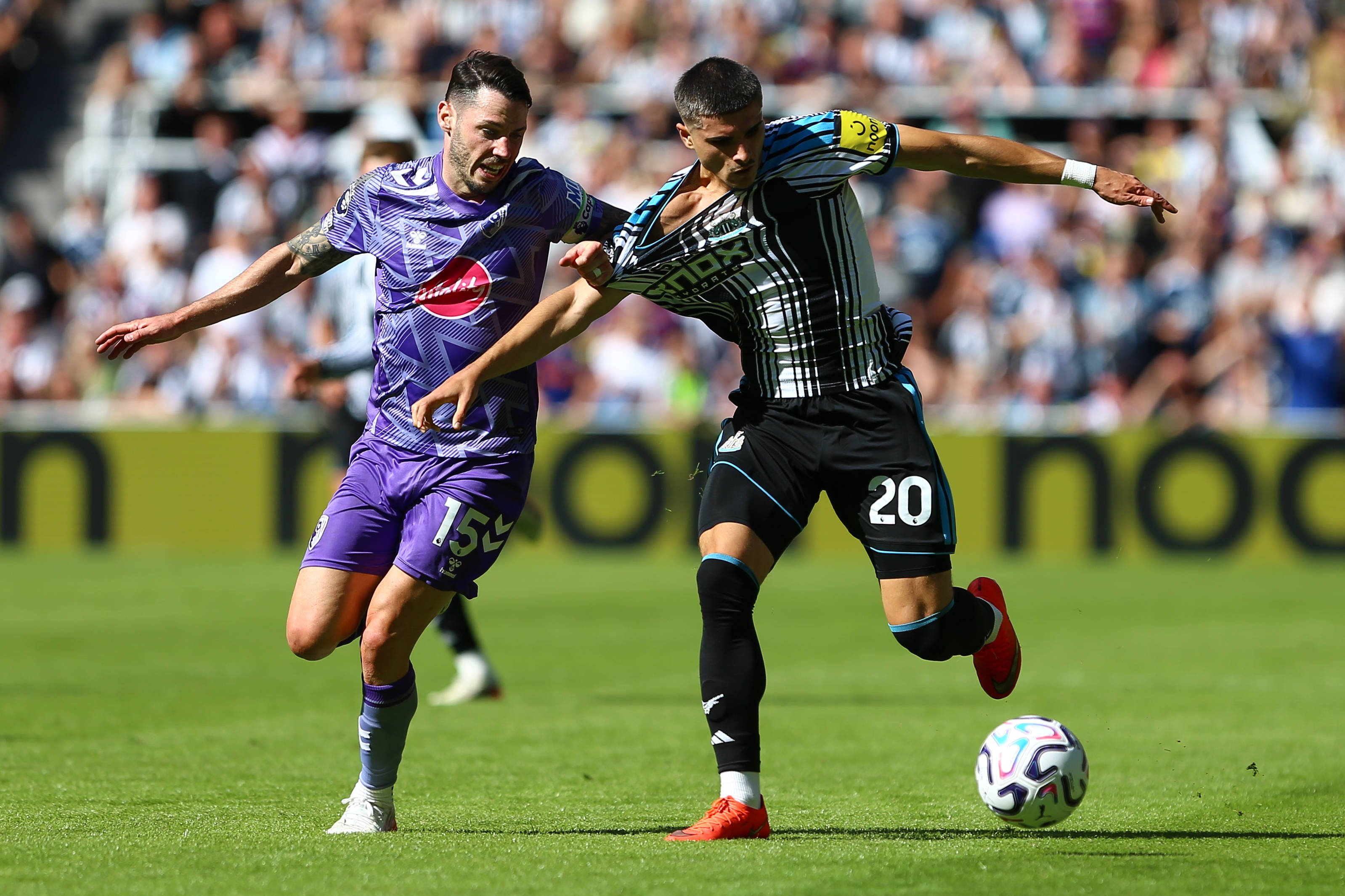 Bornă istorică în Premier League! Ce s-a întâmplat astăzi în Anglia