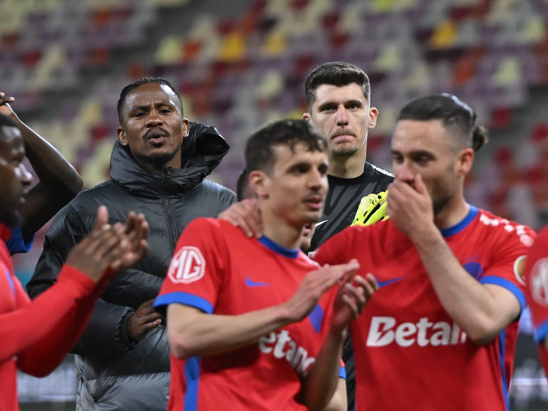Surpriză la FCSB! OUT de pe lista LPF până în ianuarie