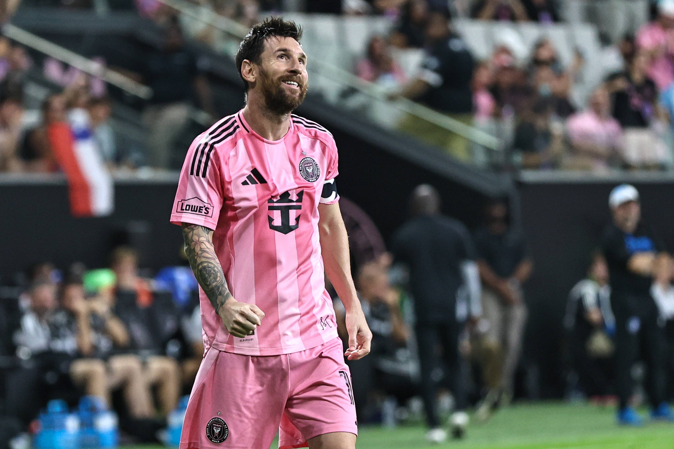 Lionel Messi cumpără încă un club din Spania! Doi fotbaliști români au jucat acolo în ultimele sezoane