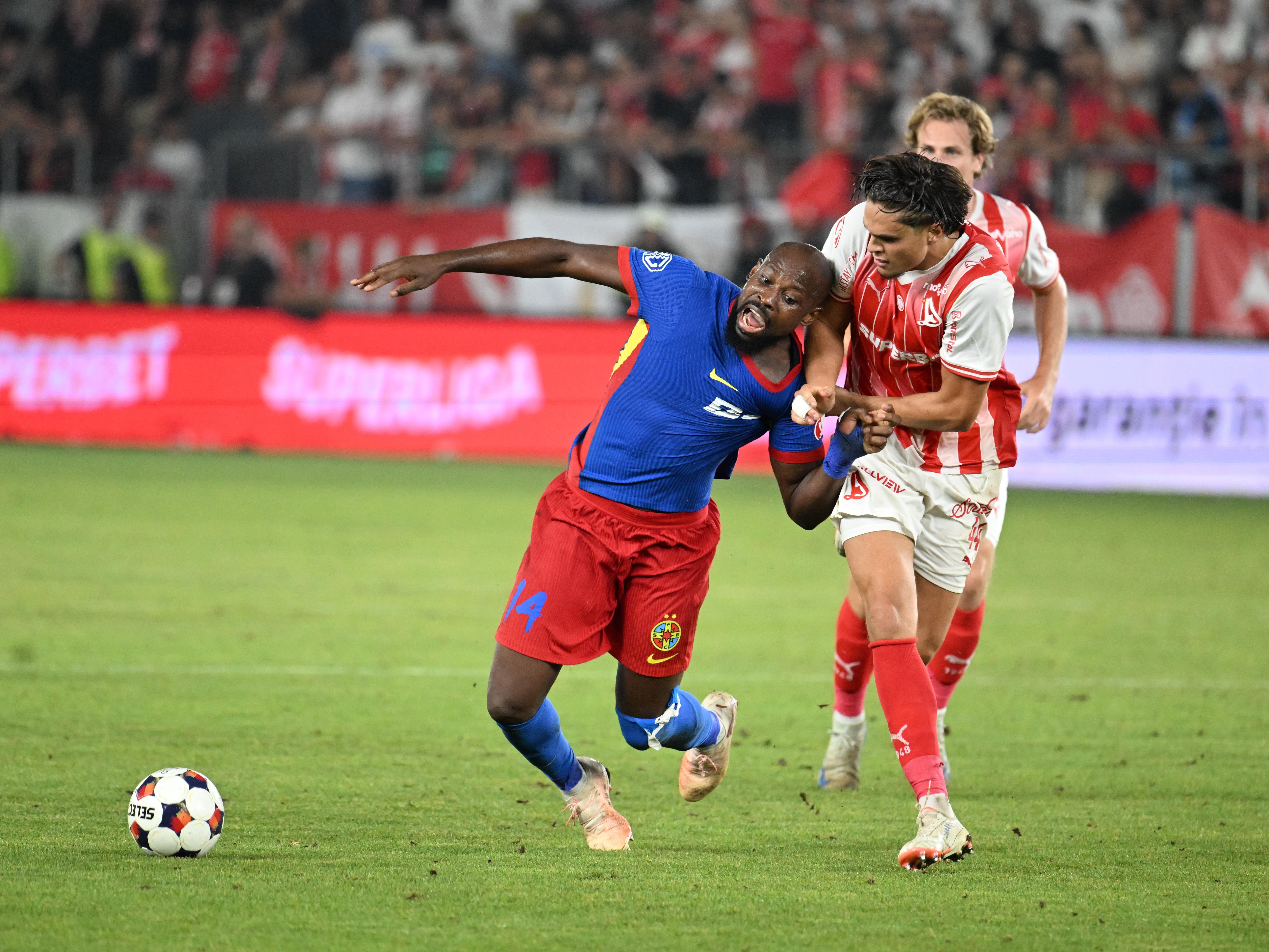 Dinamo bucuresti fcsb superliga superbet 5092026 38