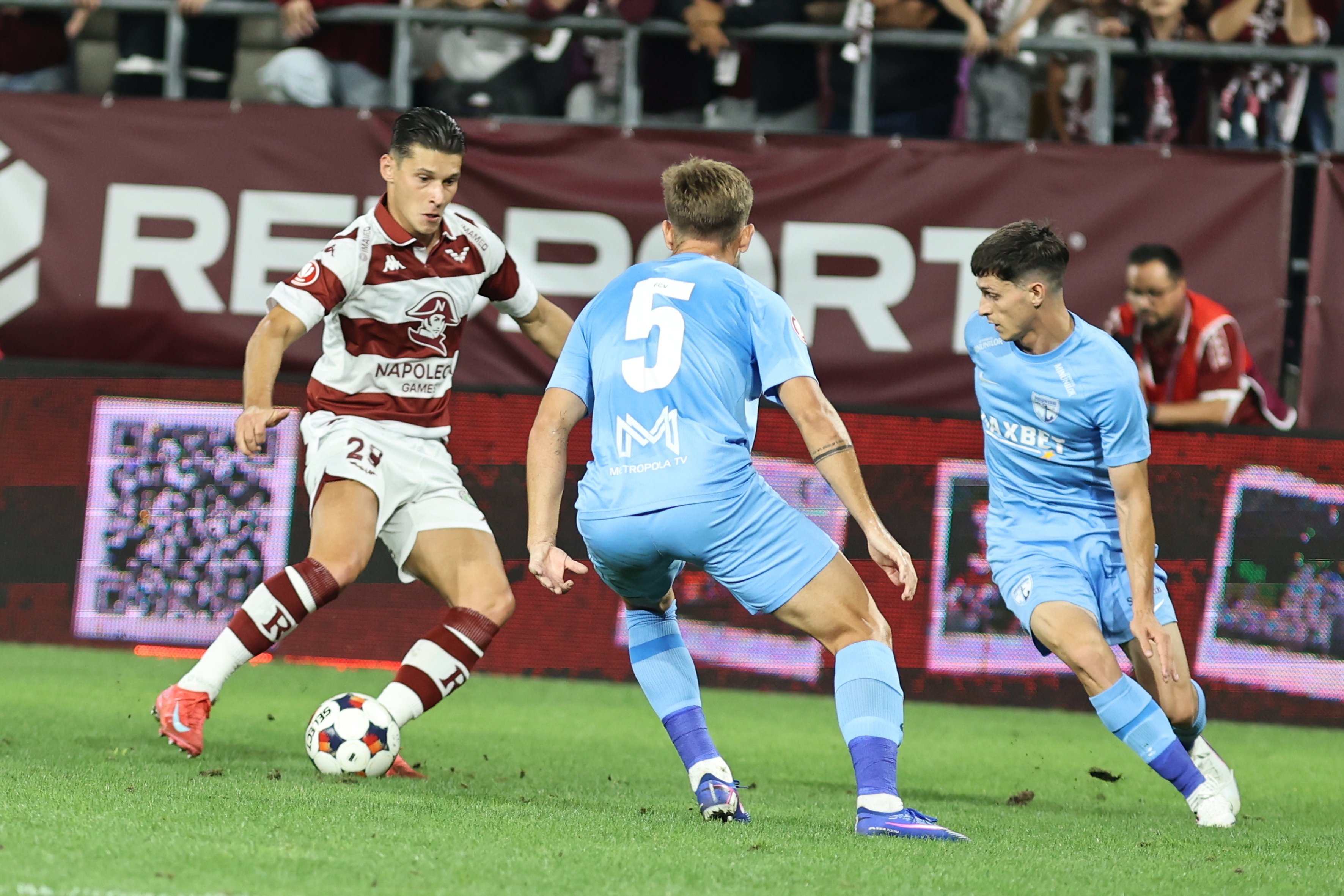 Rapid - FC Voluntari 1-1, ACUM. Echipa lui Pancu egalează după asediul de la poarta ilfovenilor