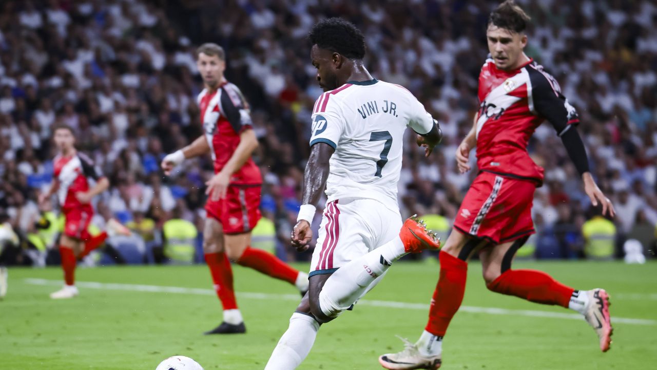 Rațiu, decisiv la golul lui Rayo de pe Bernabeu! Cum i-a suflat mingea lui Vinicius