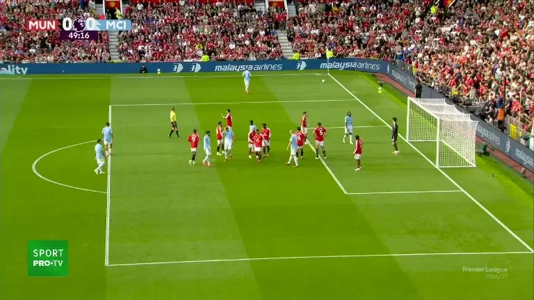 Manchester United - Manchester City | Kobbie Mainoo a lovit bara cu după șut fabulos (13.09.2026)
