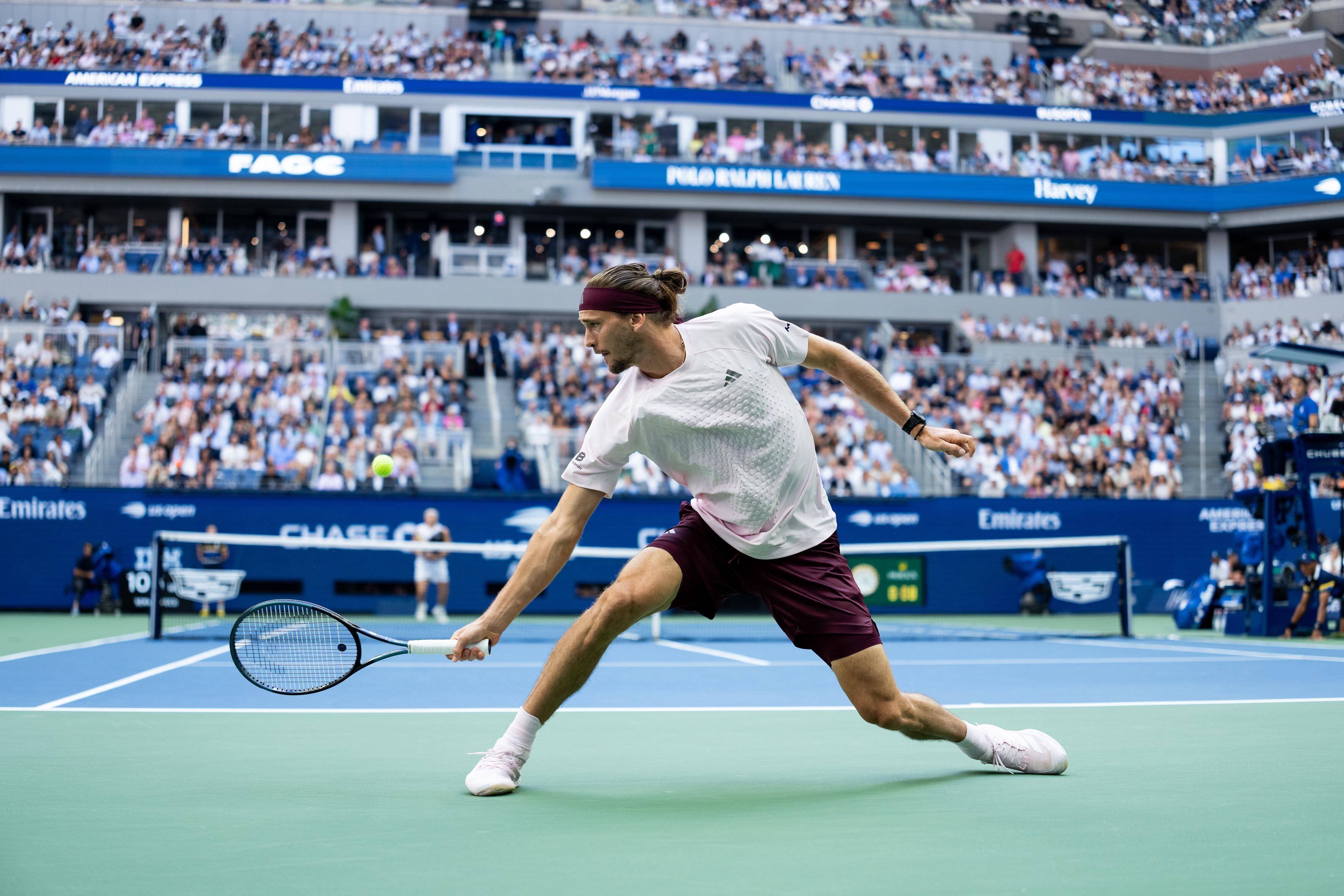 Zverev, campionul huiduit la New York. Shelton cere deja schimbarea unei reguli: germanul a întrecut orice măsură la US Open