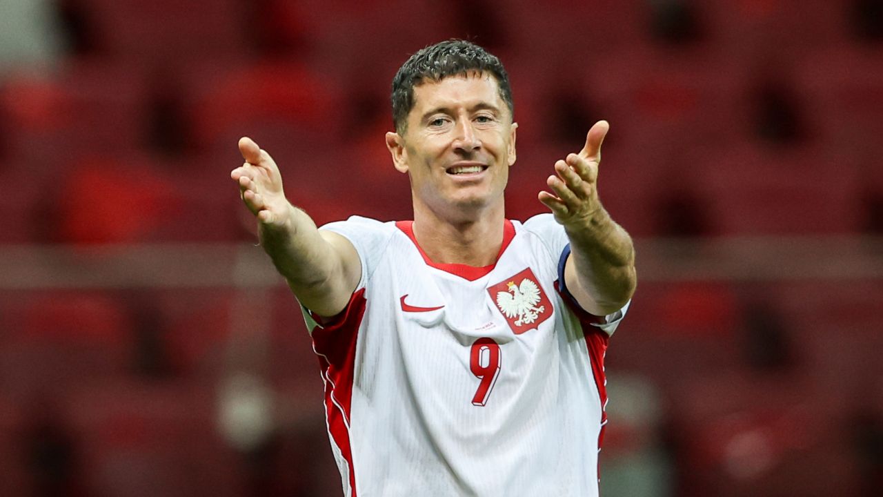 Robert Lewandowski, pe teren contra României? Boniek pune presiune: "Să ne spună clar!"
