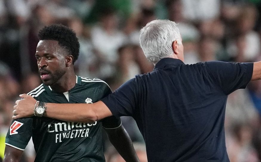 De ajuns! Schimbat de Jose Mourinho în Elche - Real Madrid, Vinicius a făcut anunțul, la miezul nopții