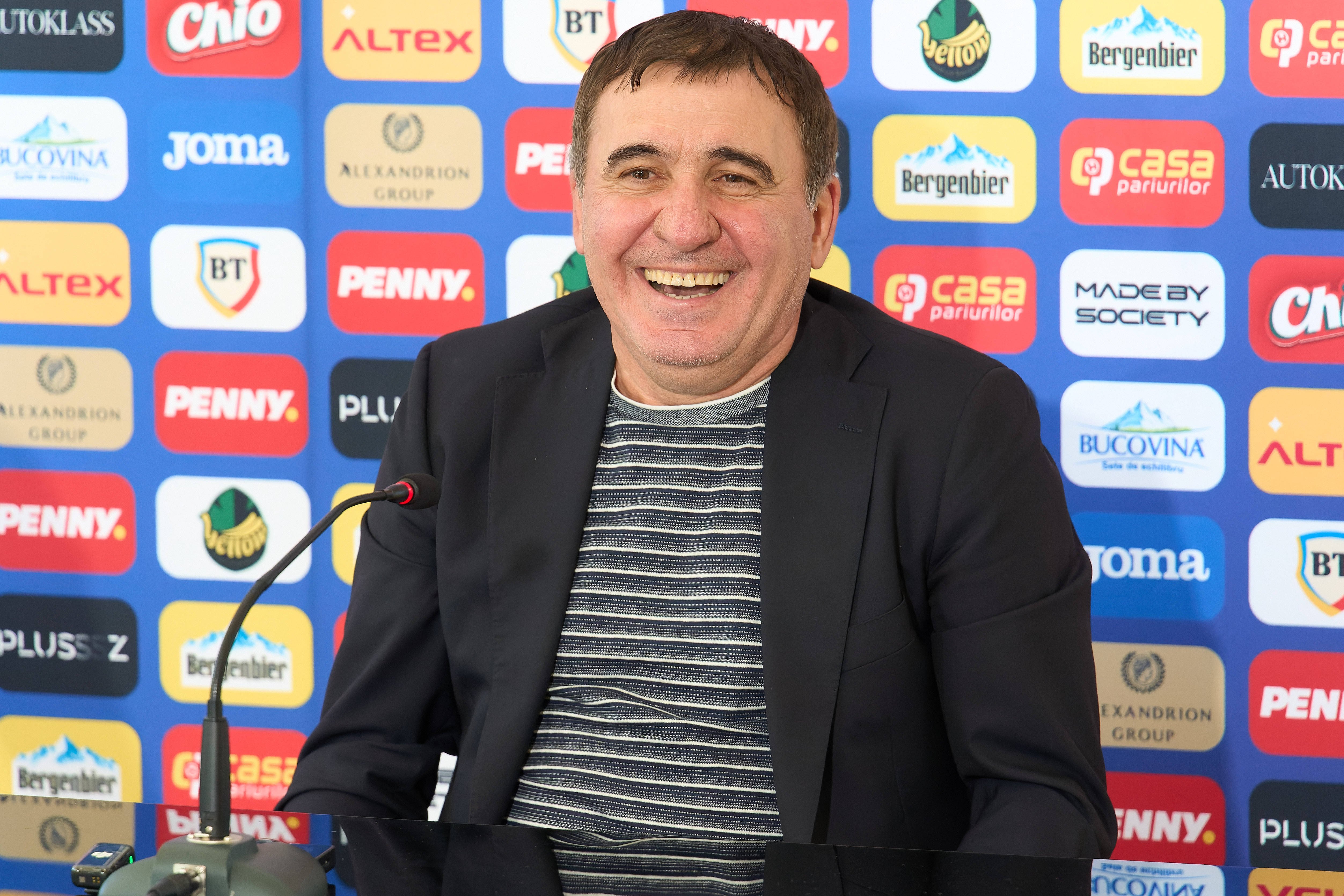 Gheorghe Hagi a făcut anunțul despre lotul final al României pentru Liga Națiunilor! ”Îmi pare rău pentru ei, nu vor fi doi pe post”