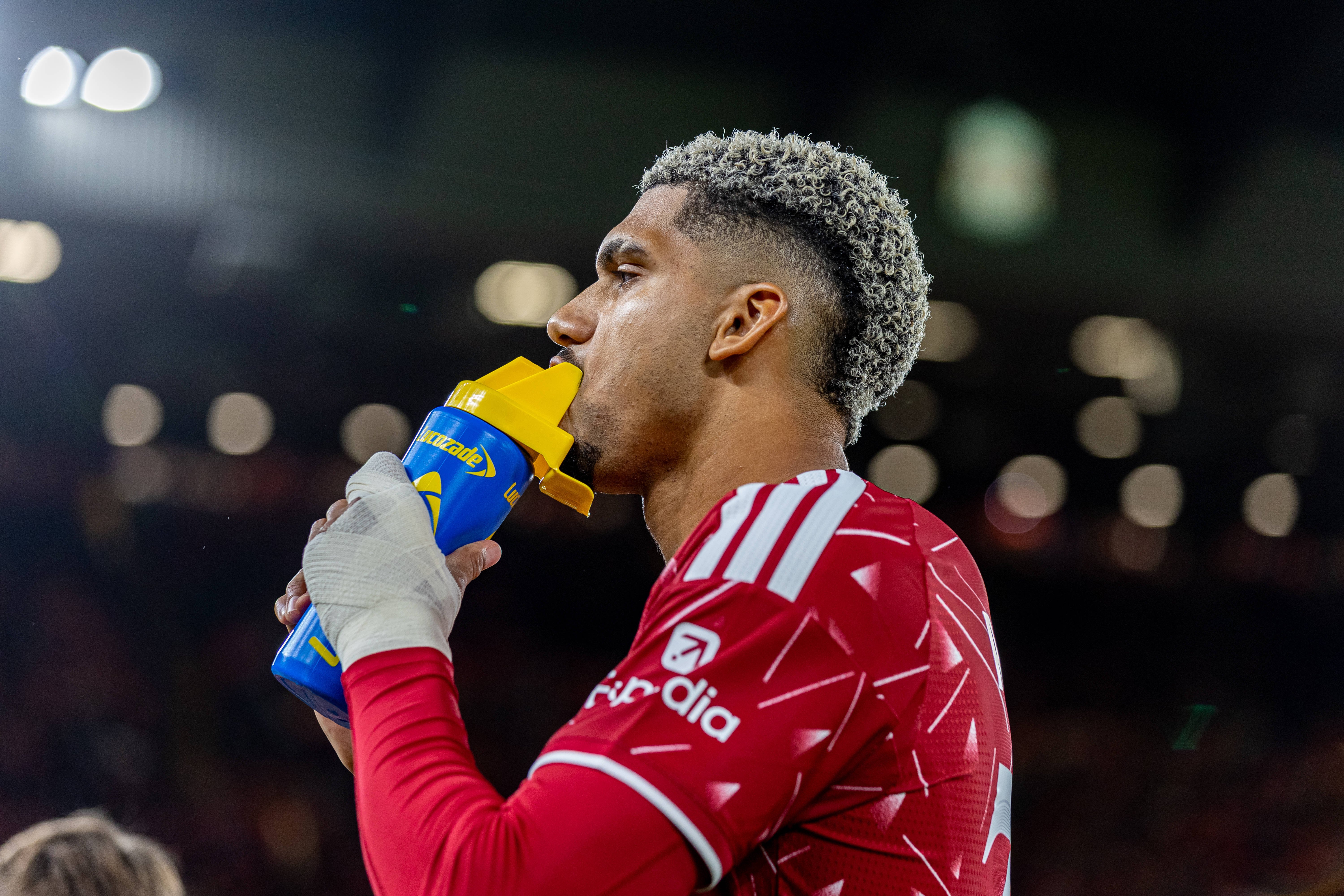 Verdict despre Araujo, după șase meciuri la Liverpool