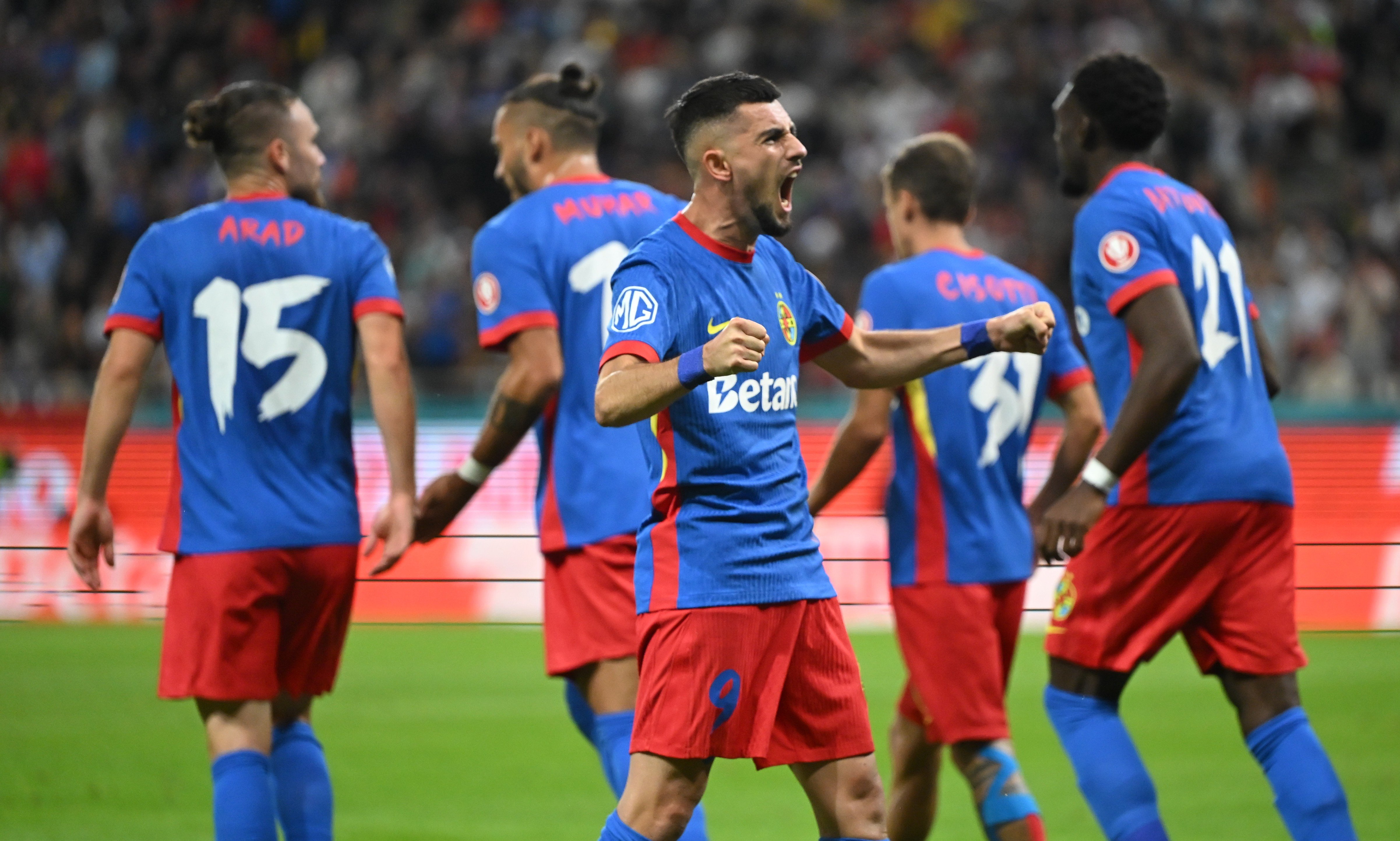 Craiova - FCSB, de la 20:30, LIVE TEXT pe site-ul Sport.ro: Marius Baciu are doar varianta victoriei pe „Oblemenco”