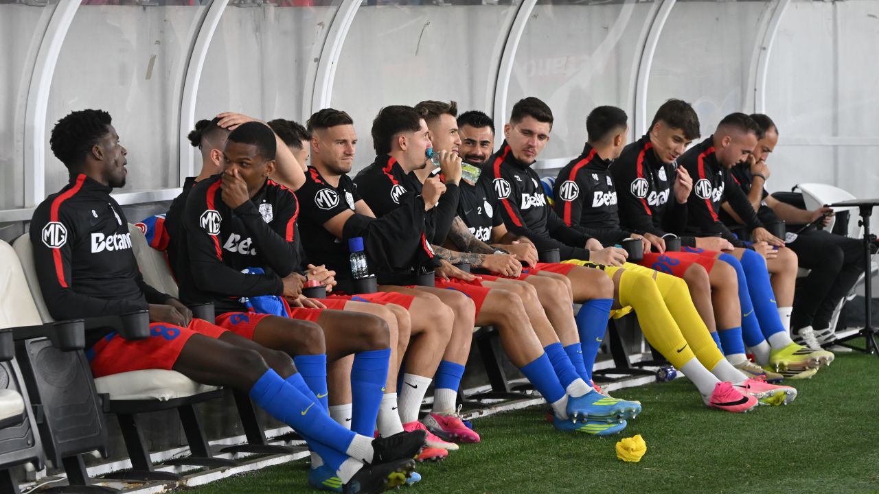 Fotbalistul indispensabil pentru FCSB chiar și după umilința cu Universitatea Craiova, într-o situație bizară: ”A semnat rezilierea!”