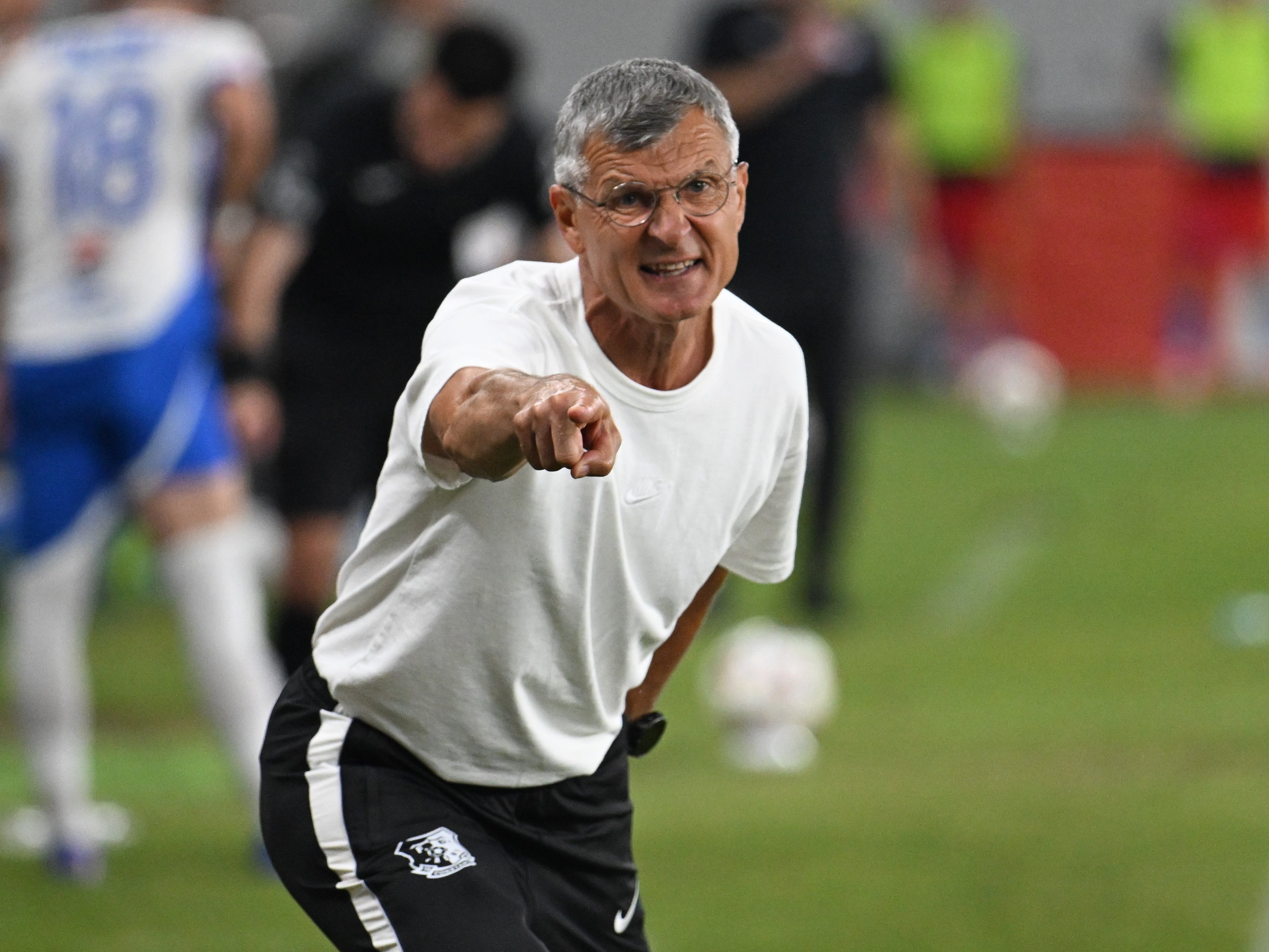 Declarațiile lui Ioan Ovidiu Sabău după Dinamo - Farul 4-0. Ce a spus despre conflictul Alibec - Armstrong + favoritele la titlu în Superliga