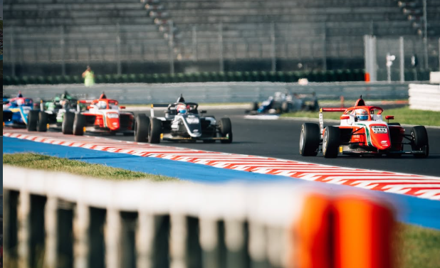 Pilotul David Cosma Cristofor, confirmat oficial la cursa Formula Trophy Malaysia! Ce spunea la Poveștile Sport.ro