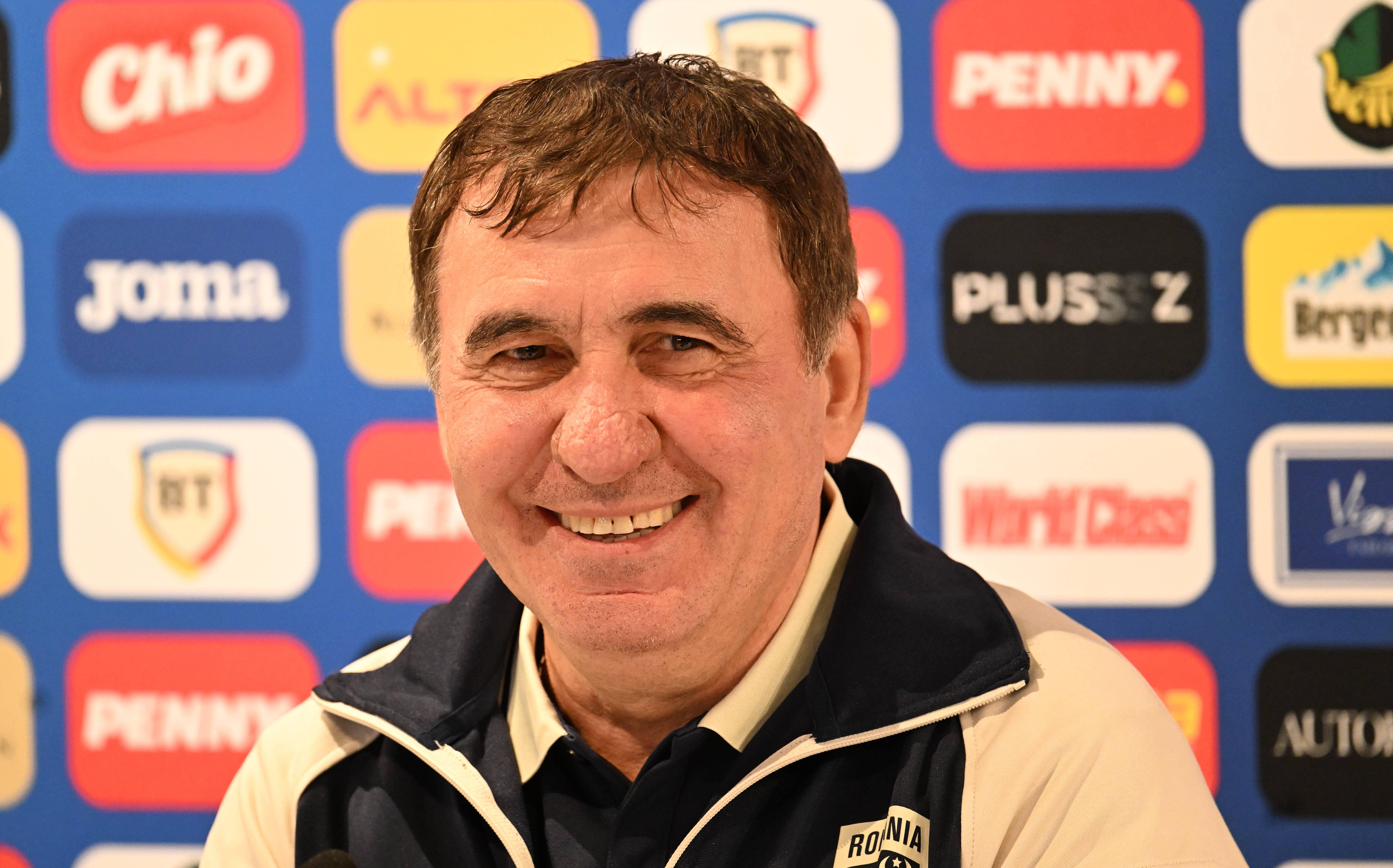 Surprize în primul 11 al României la meciul cu Suedia: "La asta mă aștept de la Hagi"