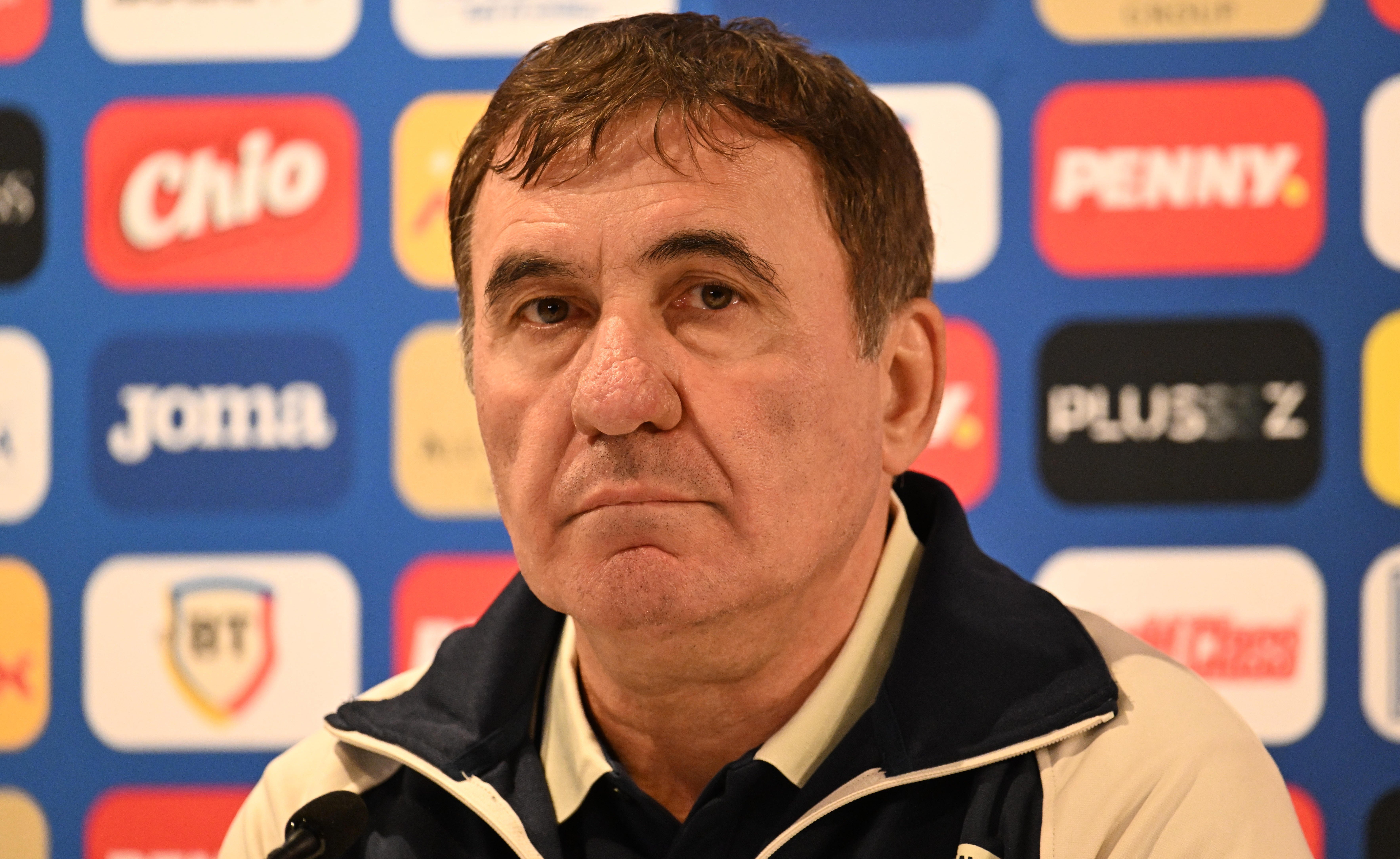 Gică Hagi, luat la întrebări înainte de Suedia - România: „Nu a mai jucat de o lună!”