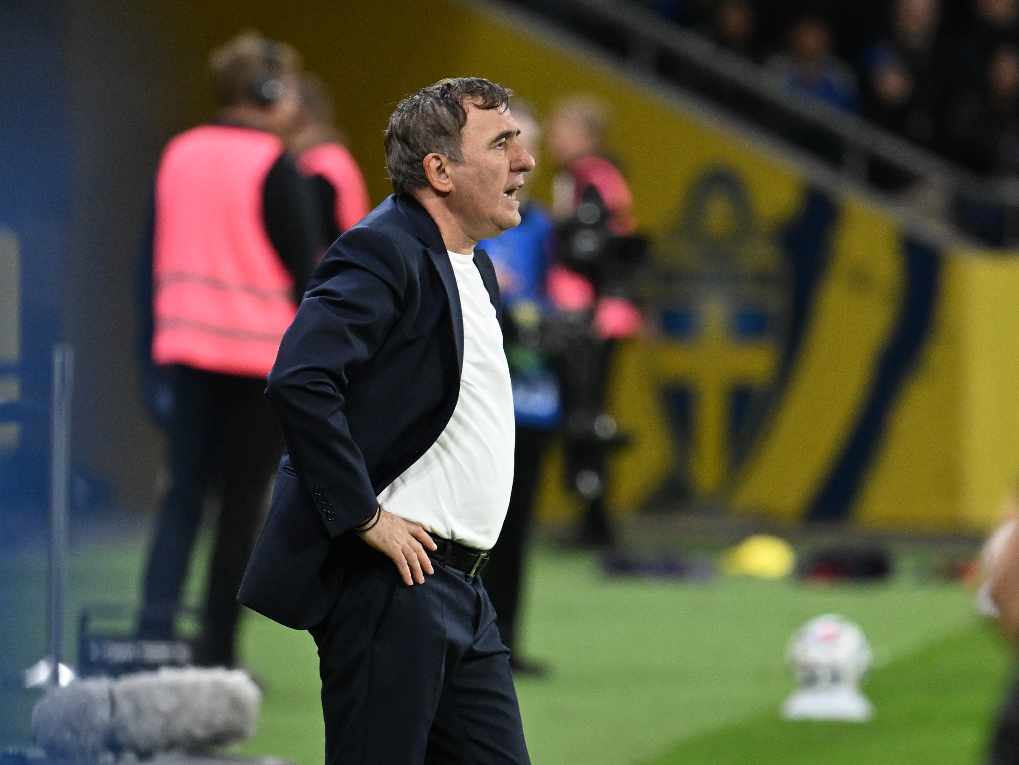 Gică Hagi schimbă foaia după înfrângerea cu Suedia: „Va fi titular!”
