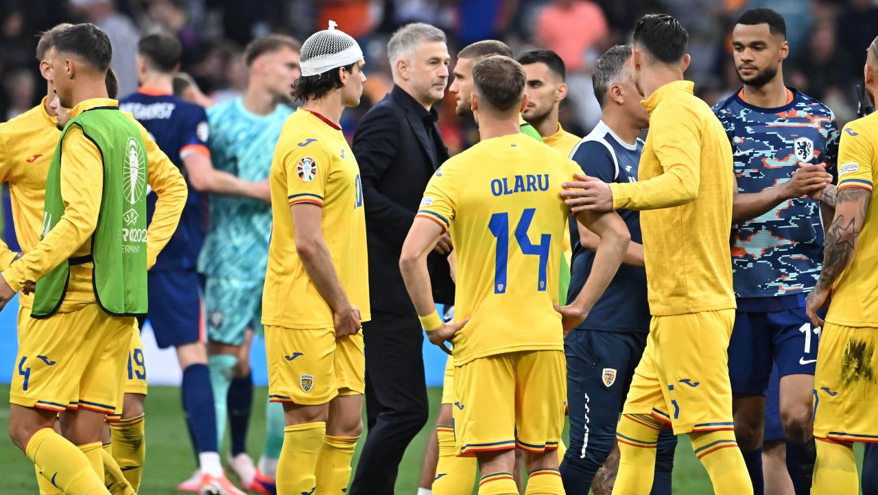 Ianis Hagi, sub lupa lui Edi Iordănescu după Suedia - România 2-1: „Se vede că nu are ritm”