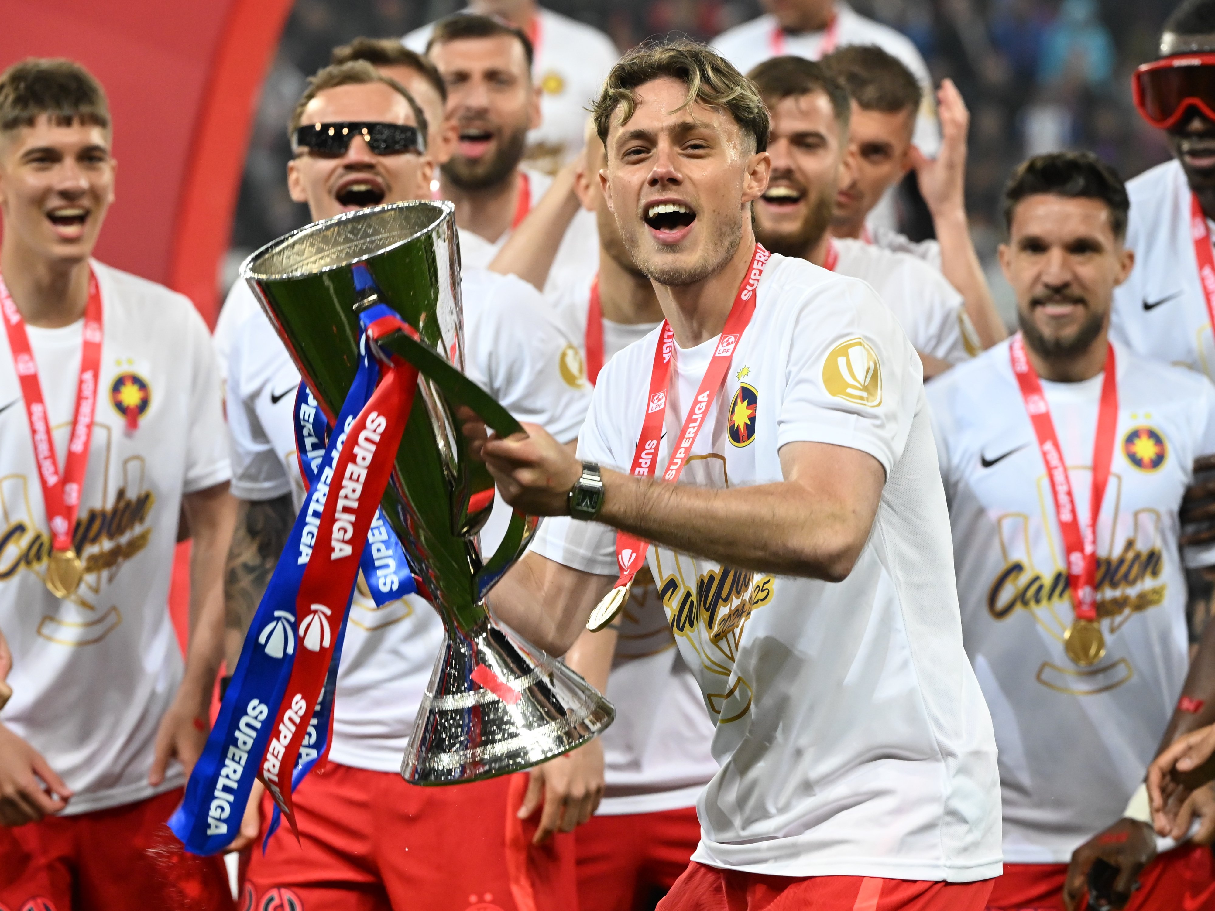 Decizia luată de FCSB după ce William Baeten a dat clubul în judecată