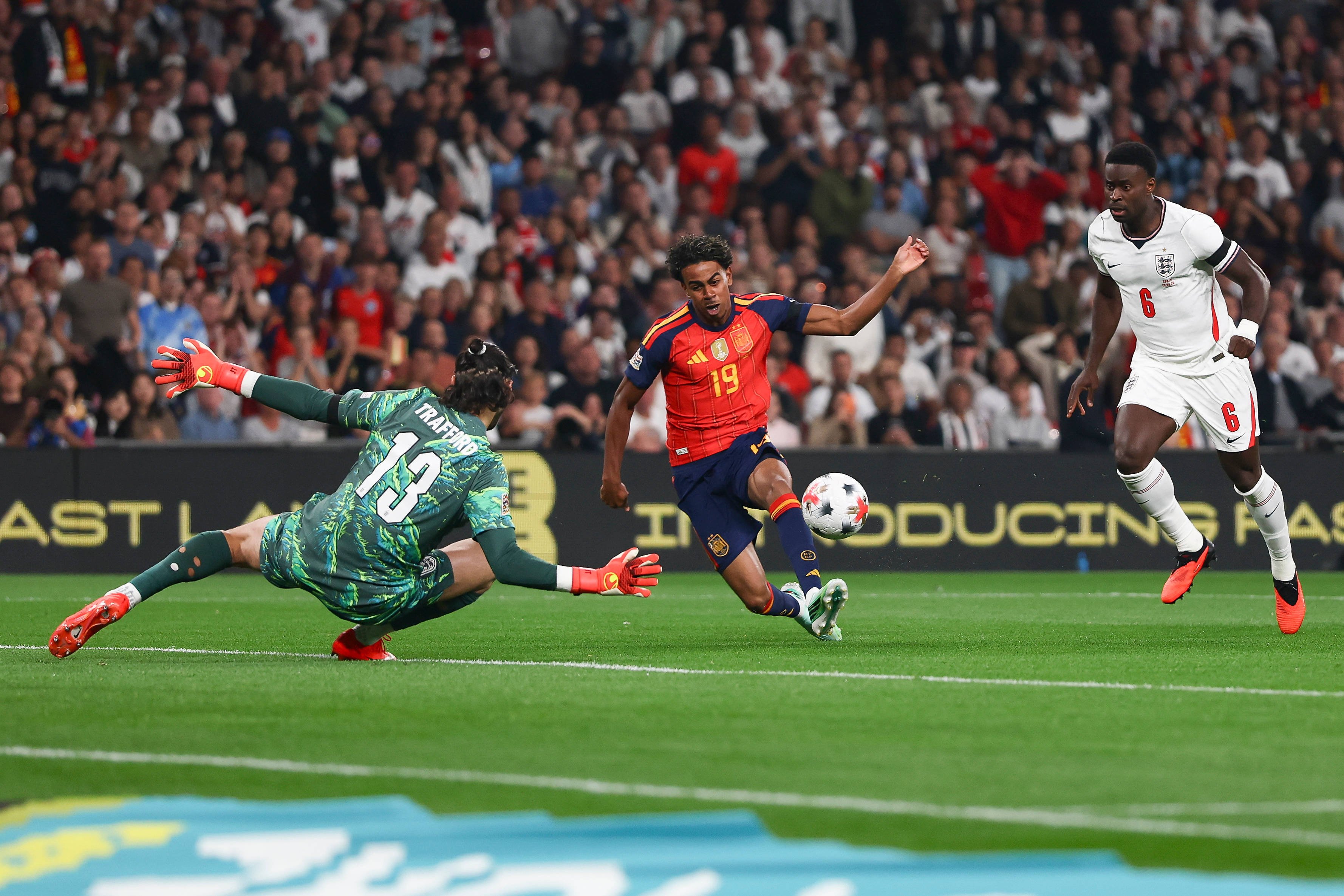 NE-BU-NI-E! Cât pe ce să facă 3-1, Anglia a cedat în fața Spaniei lui Lamine Yamal și Mikel Oyarzabal